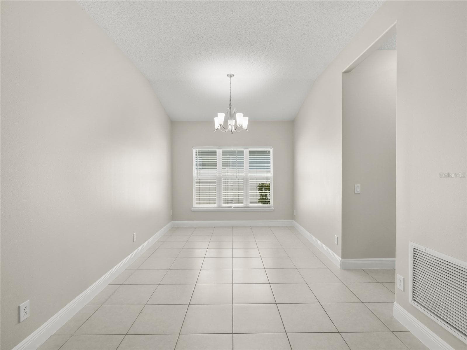 Single Family Residence at 4212 RUTHANN CIR, MELBOURNE, photo 7 of 32