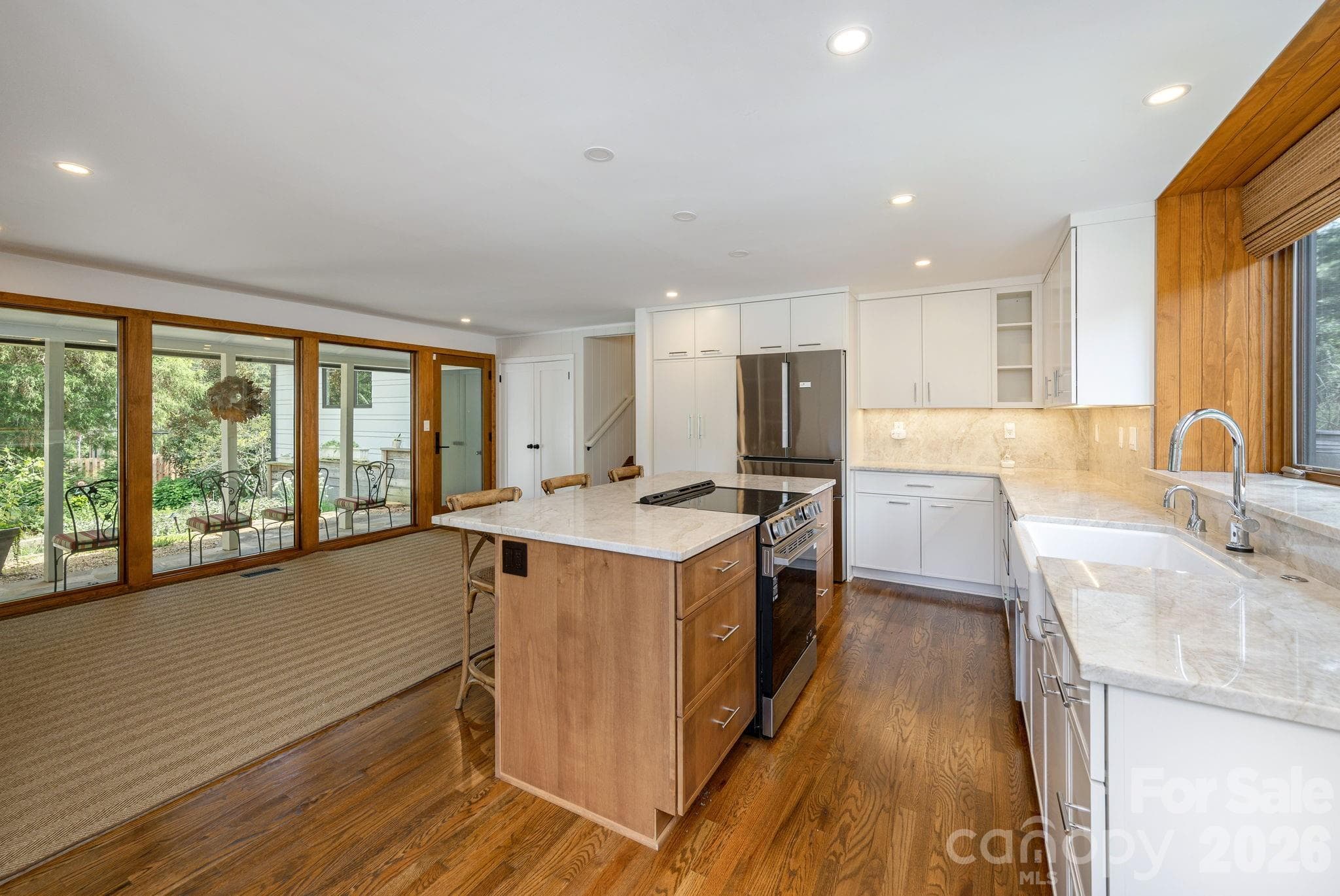 Open floor plan with lots of light - 28 Forest Road, Asheville