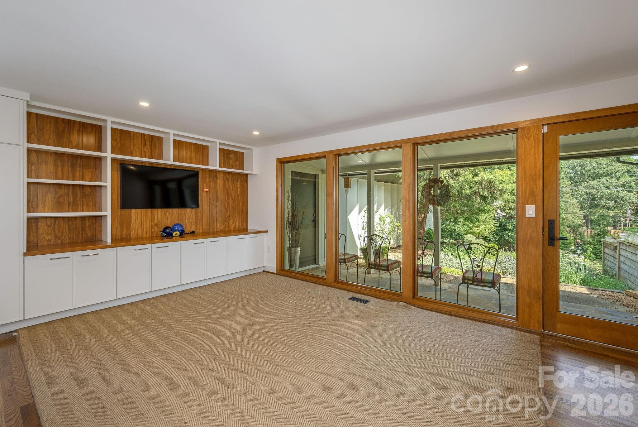 Overlooking garden and covered walkway - 28 Forest Road, Asheville