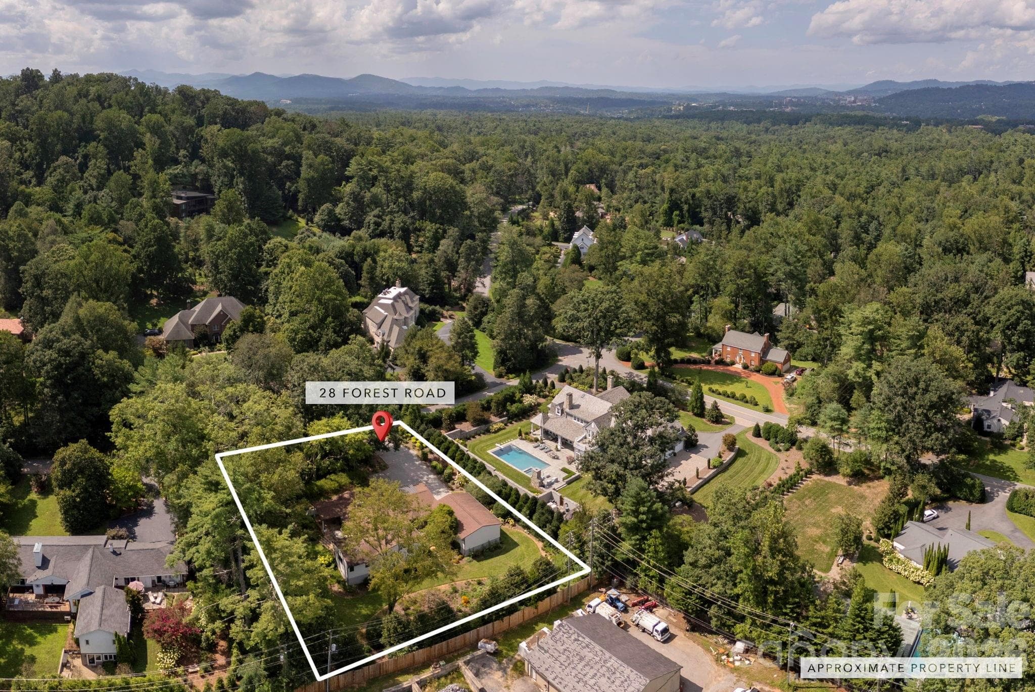 Nothing like living in Biltmore Forest - 28 Forest Road, Asheville