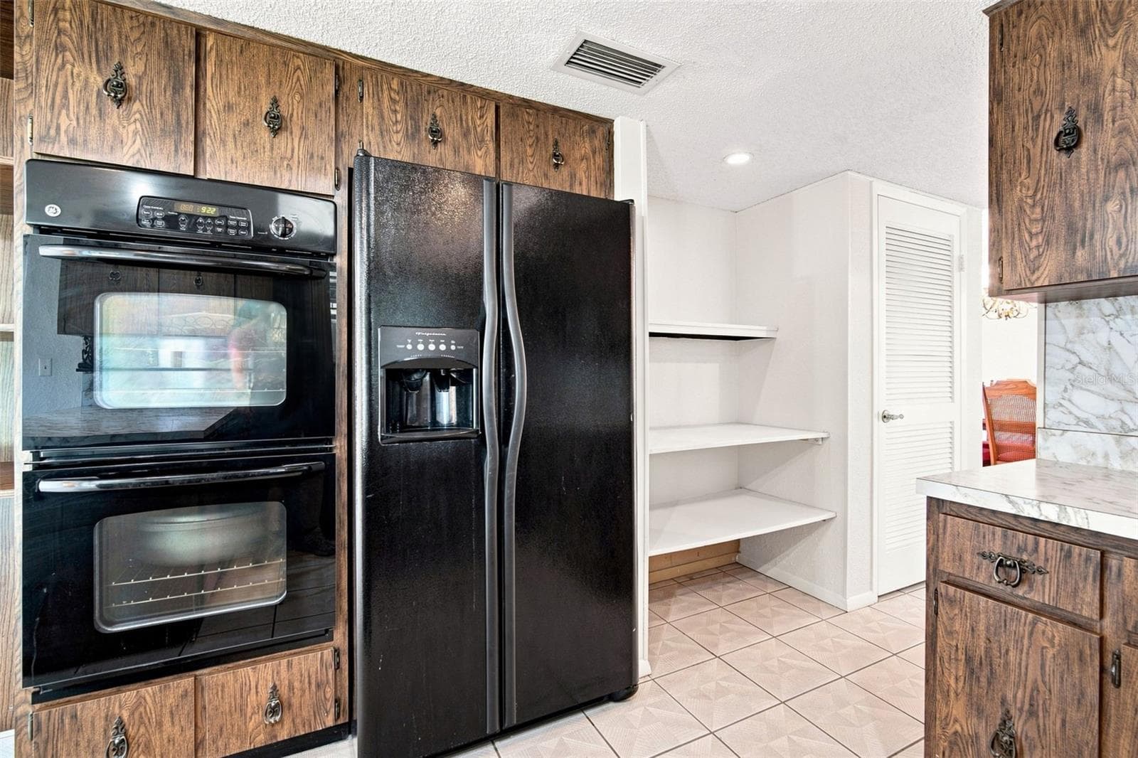 Single Family Residence at 2705 SILVER LAKE AVE, TAMPA, photo 11 of 48
