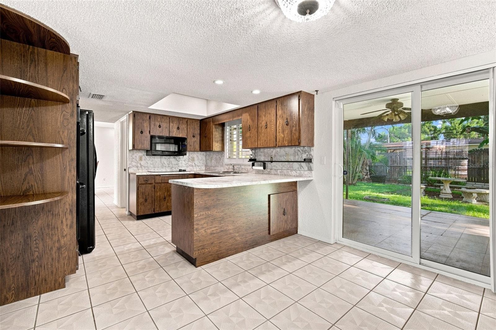 Single Family Residence at 2705 SILVER LAKE AVE, TAMPA, photo 16 of 48