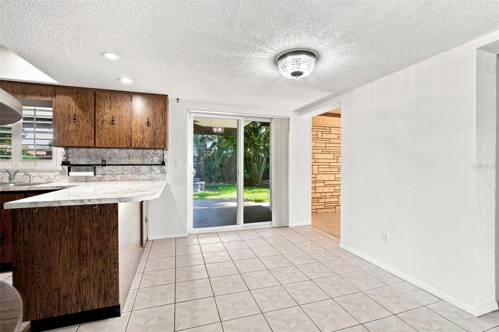 Single Family Residence at 2705 SILVER LAKE AVE, TAMPA, photo 17 of 48