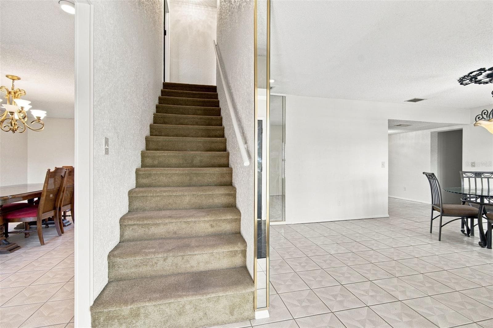 Single Family Residence at 2705 SILVER LAKE AVE, TAMPA, photo 24 of 48