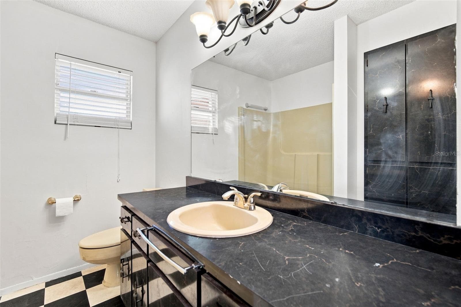 Single Family Residence at 2705 SILVER LAKE AVE, TAMPA, photo 31 of 48