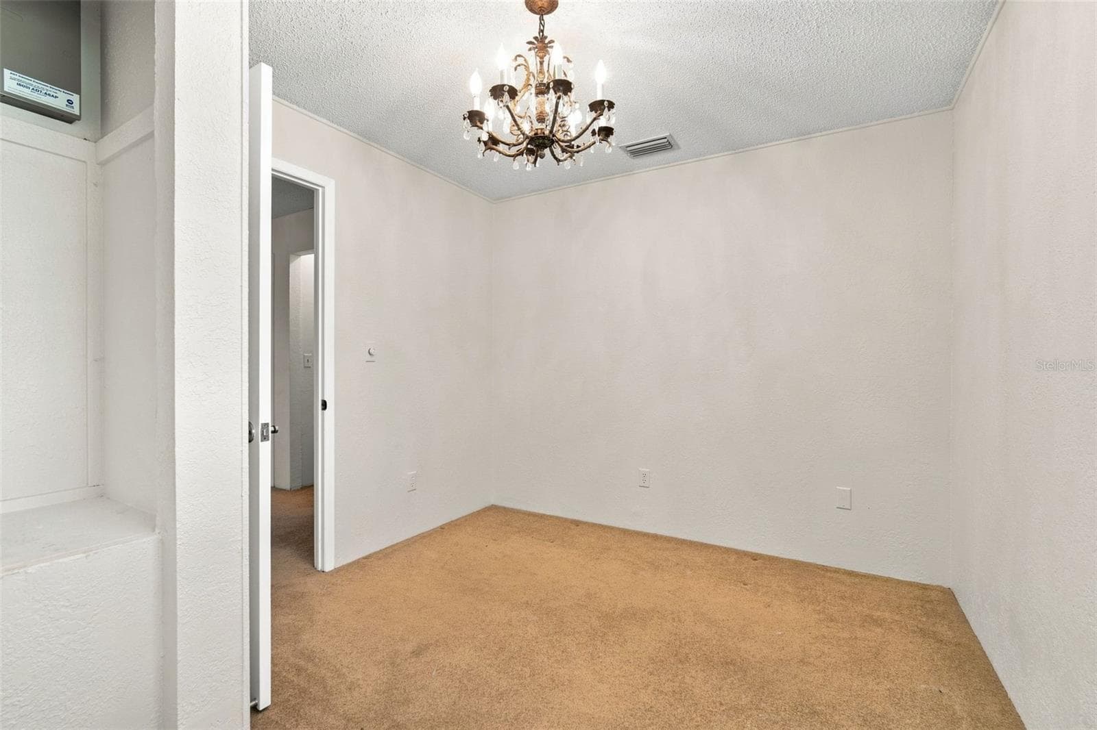 Single Family Residence at 2705 SILVER LAKE AVE, TAMPA, photo 42 of 48