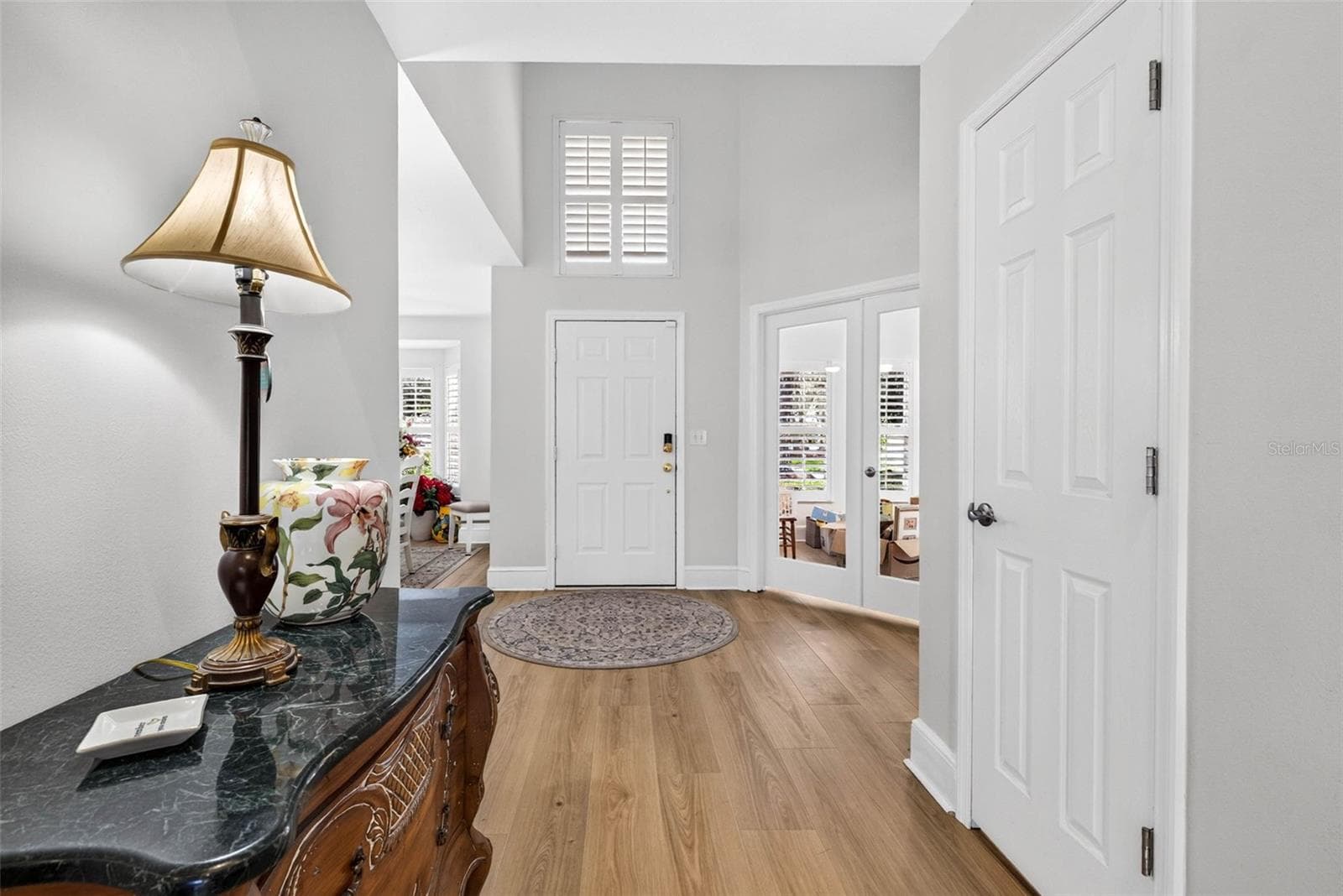 Single Family Residence at 7217 RIDGEPORT DR, TAMPA, photo 3 of 23