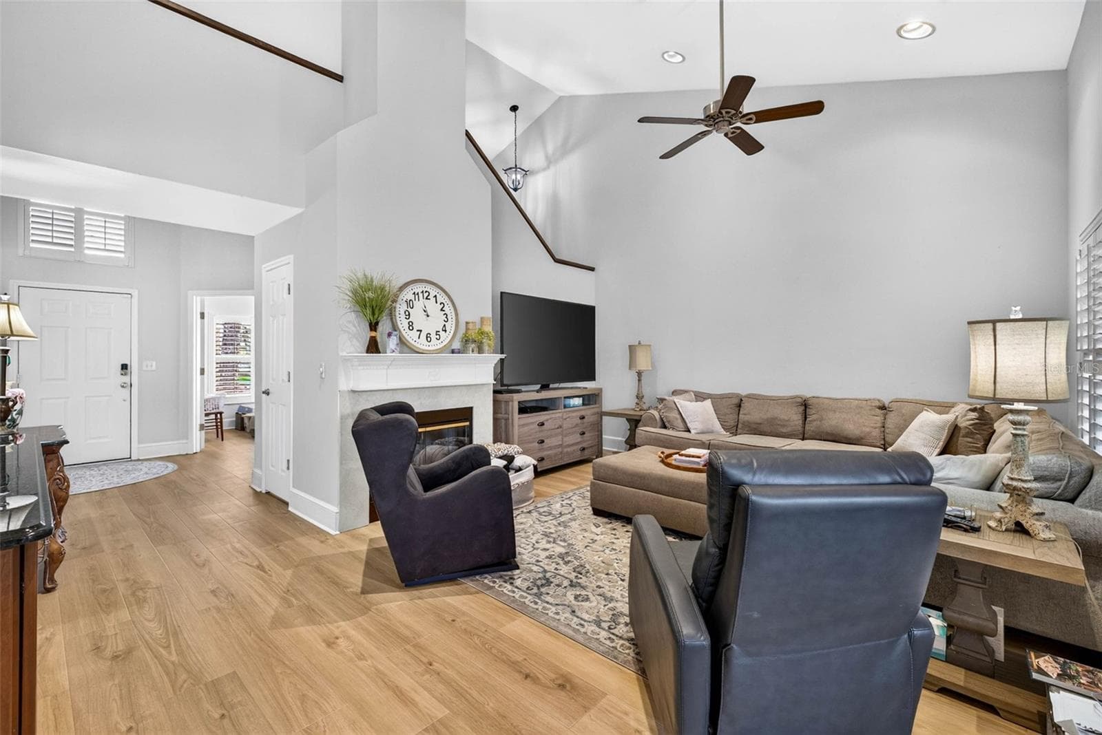Single Family Residence at 7217 RIDGEPORT DR, TAMPA, photo 7 of 23