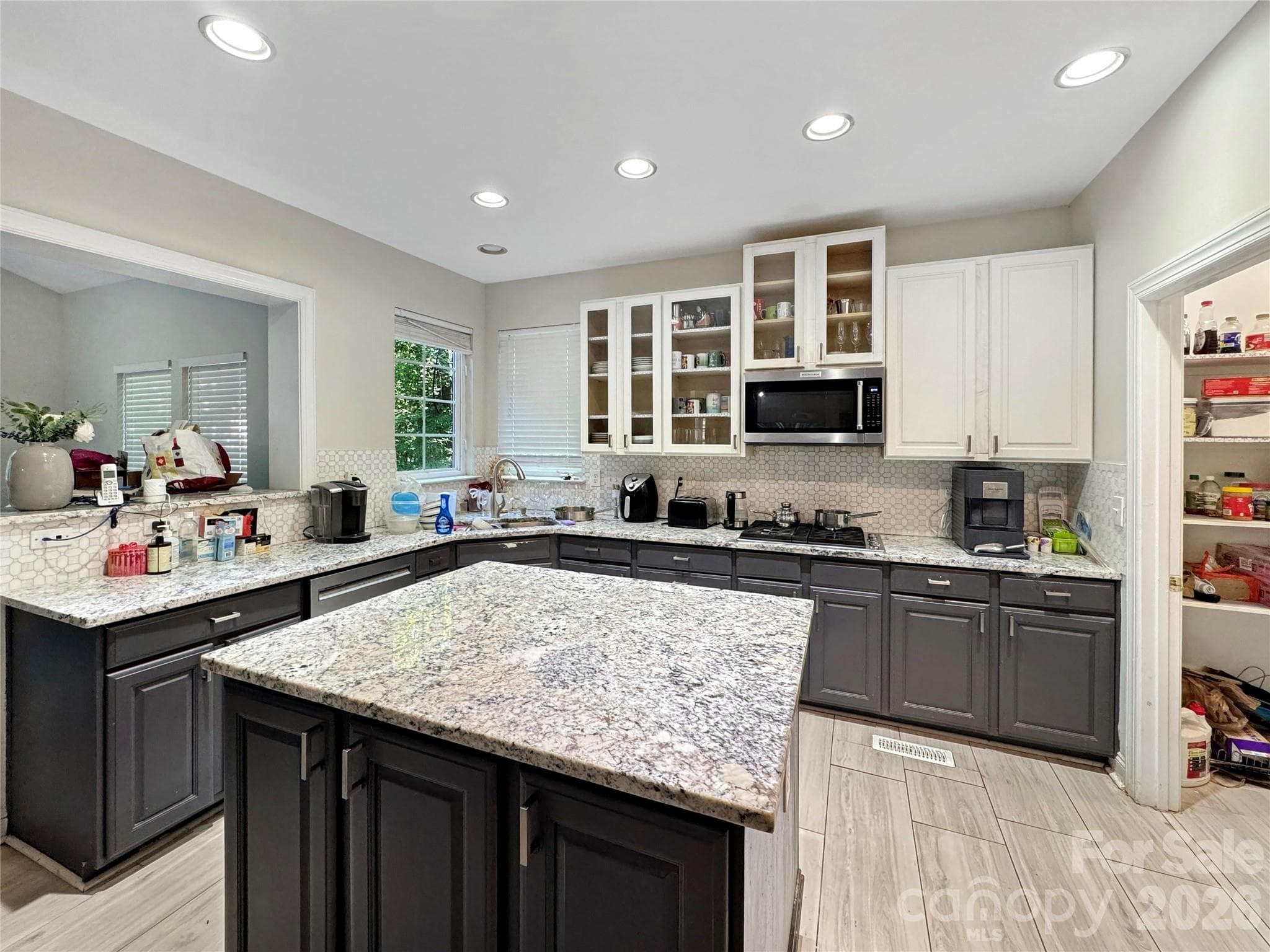 Single Family Residence at 6119 Savannah Grace Lane, Huntersville, photo 14 of 35