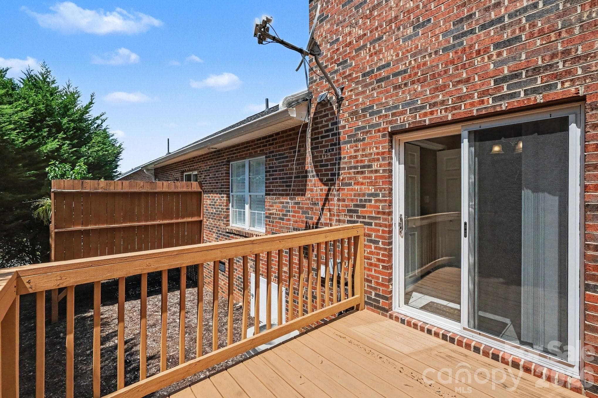 Back Deck - 2240 15th Avenue NE, Hickory