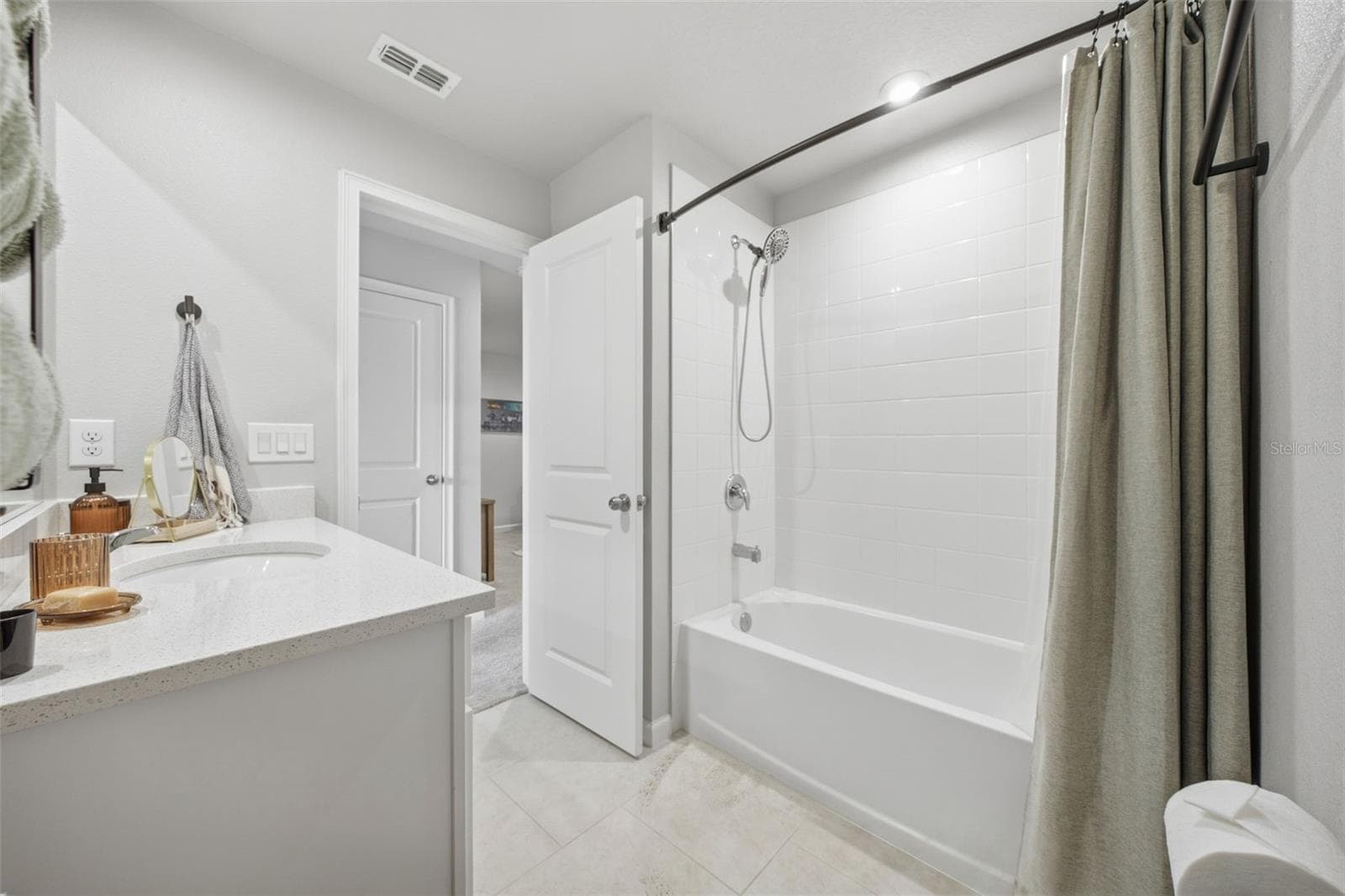 Townhouse at 5636 SILVERBRIDGE TRL, BRADENTON, photo 39 of 72