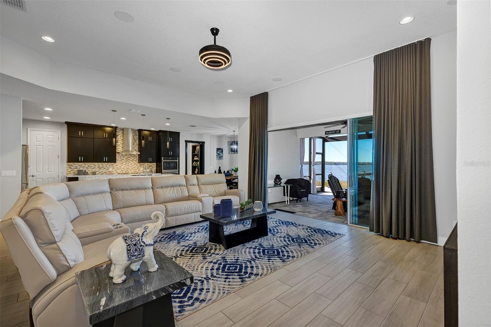 Living Room - 1112 HULL ISLAND DR, OAKLAND