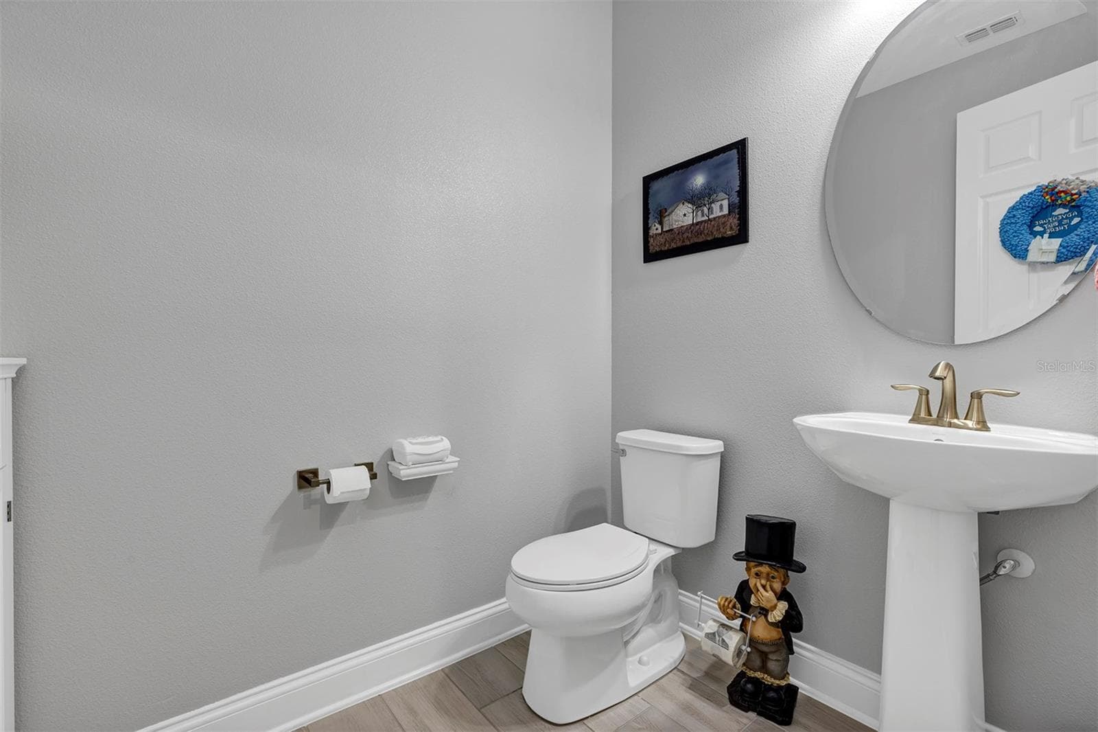 Powder Room - 1112 HULL ISLAND DR, OAKLAND
