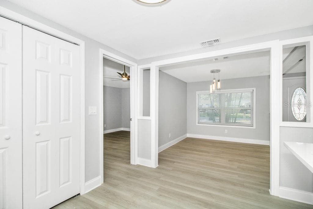 Single Family Residence at 5401 43RD TER N, ST PETERSBURG, photo 5 of 30
