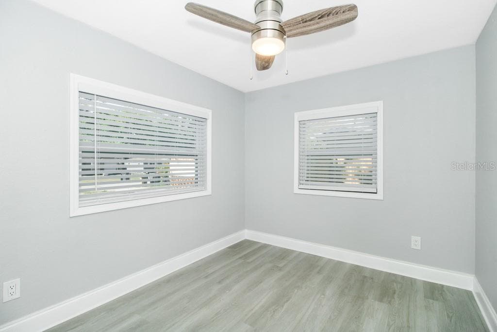 Single Family Residence at 5401 43RD TER N, ST PETERSBURG, photo 14 of 30