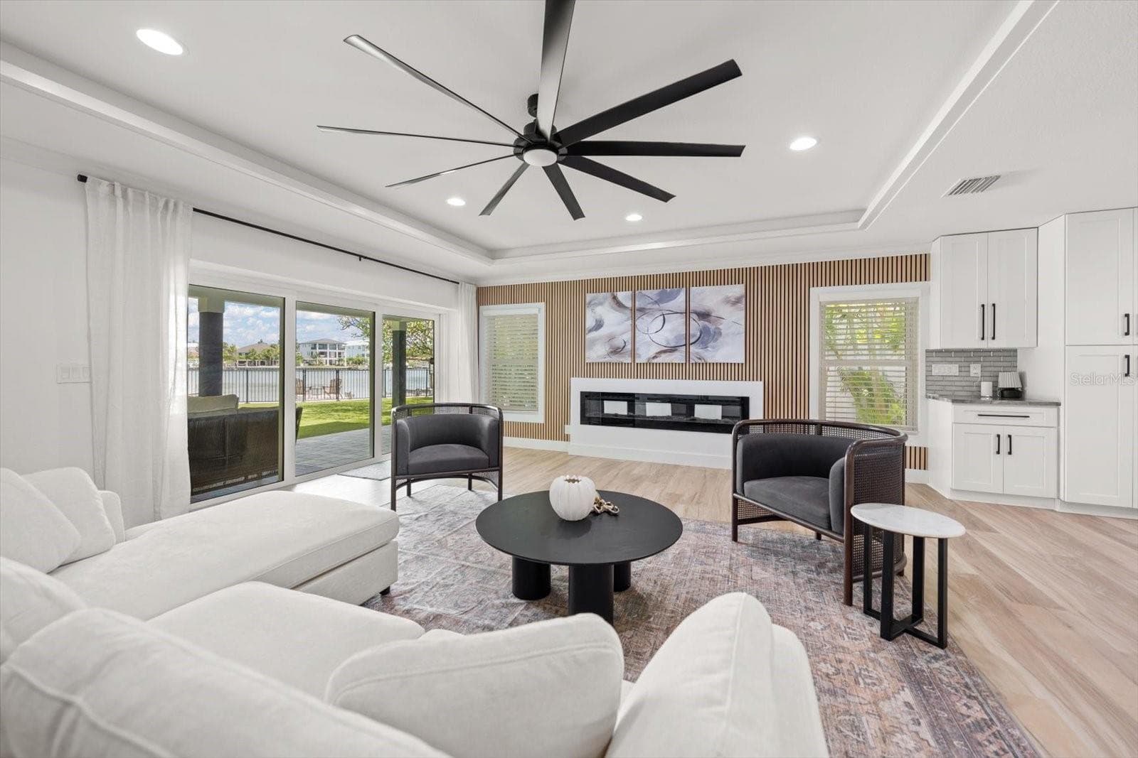 Single Family Residence at 1907 BAY BLVD, INDIAN ROCKS BEACH, photo 12 of 34