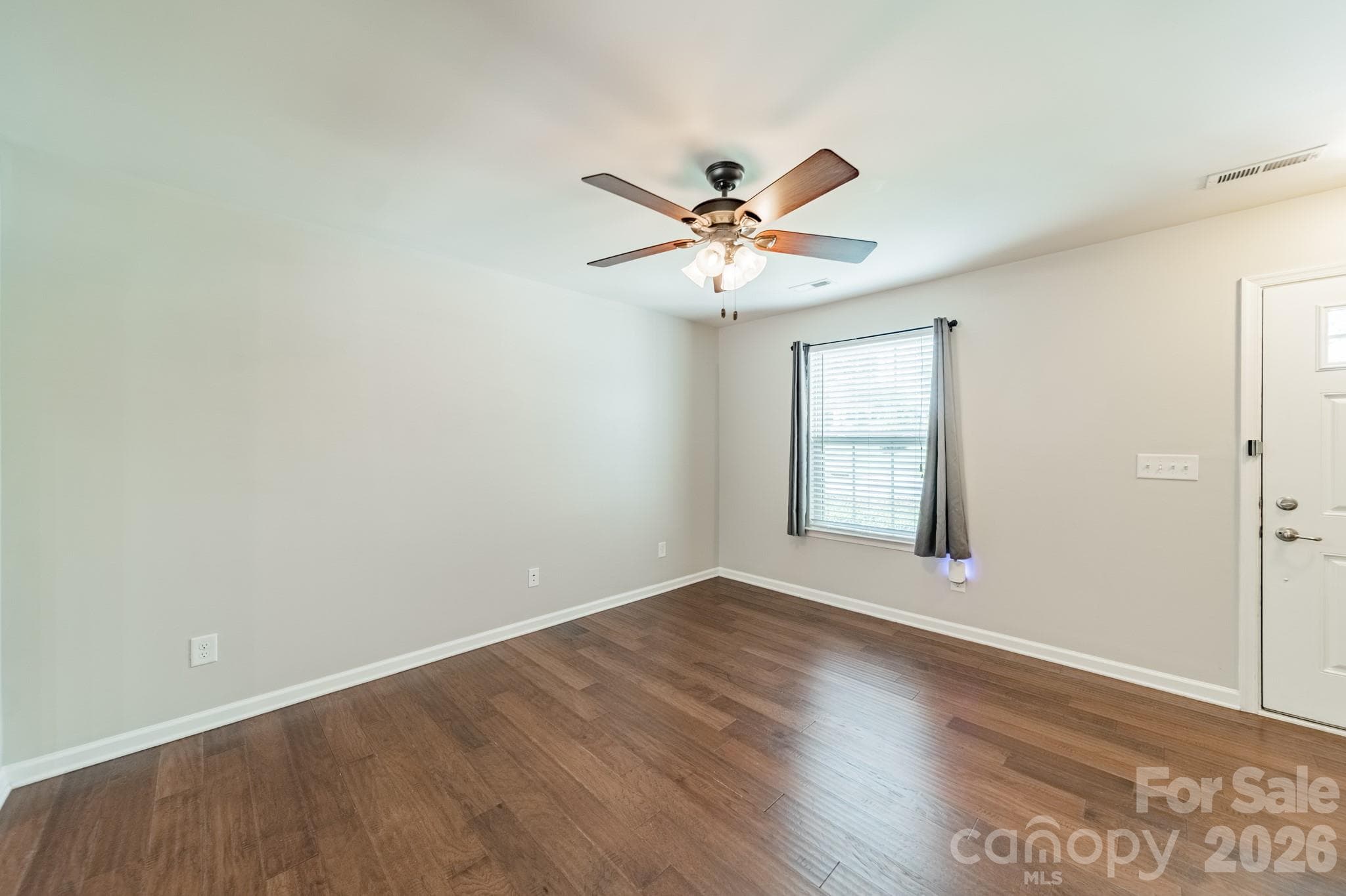 Single Family Residence at 1829 Evergreen Drive, Charlotte, photo 7 of 36