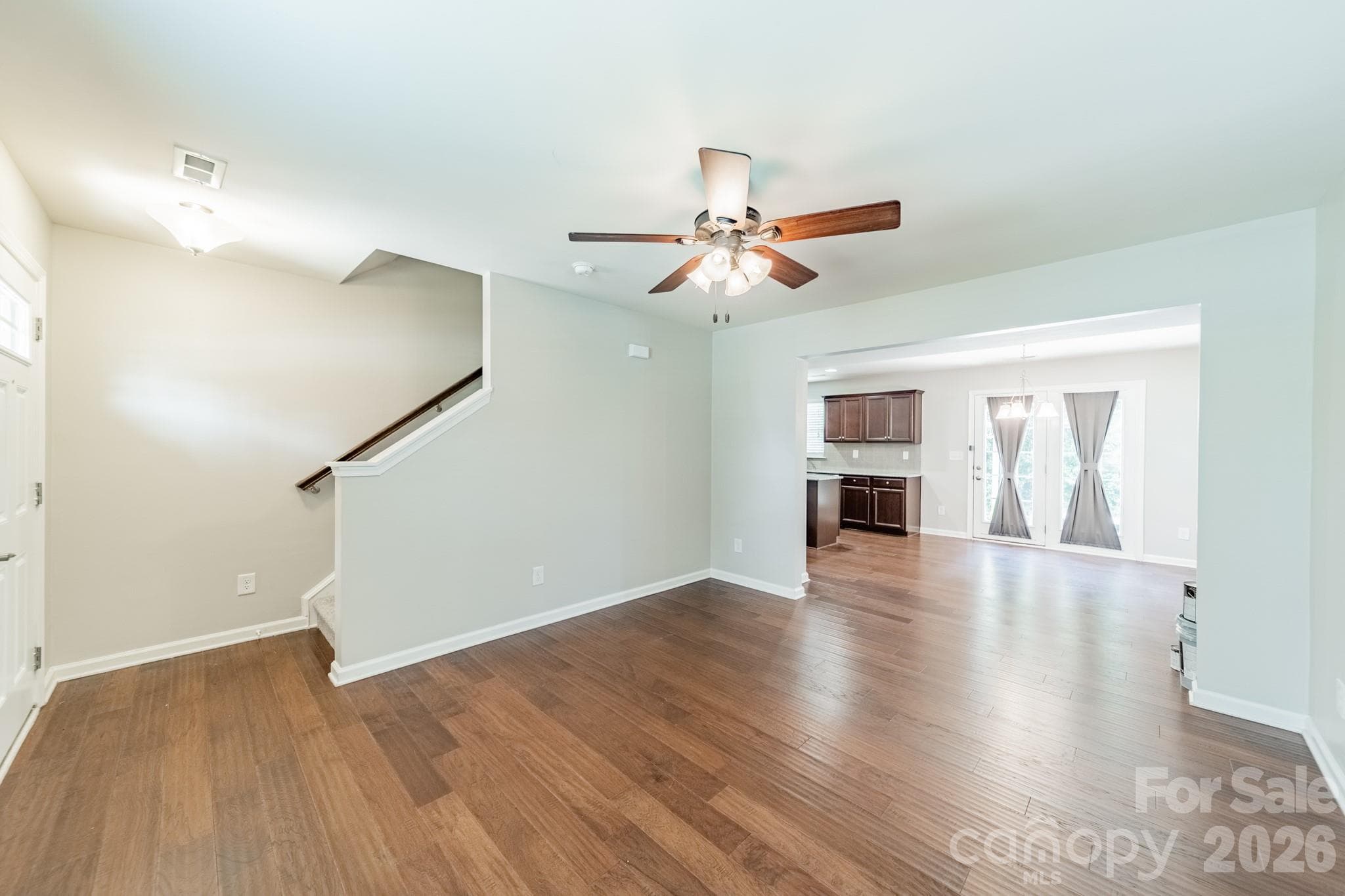 Single Family Residence at 1829 Evergreen Drive, Charlotte, photo 9 of 36