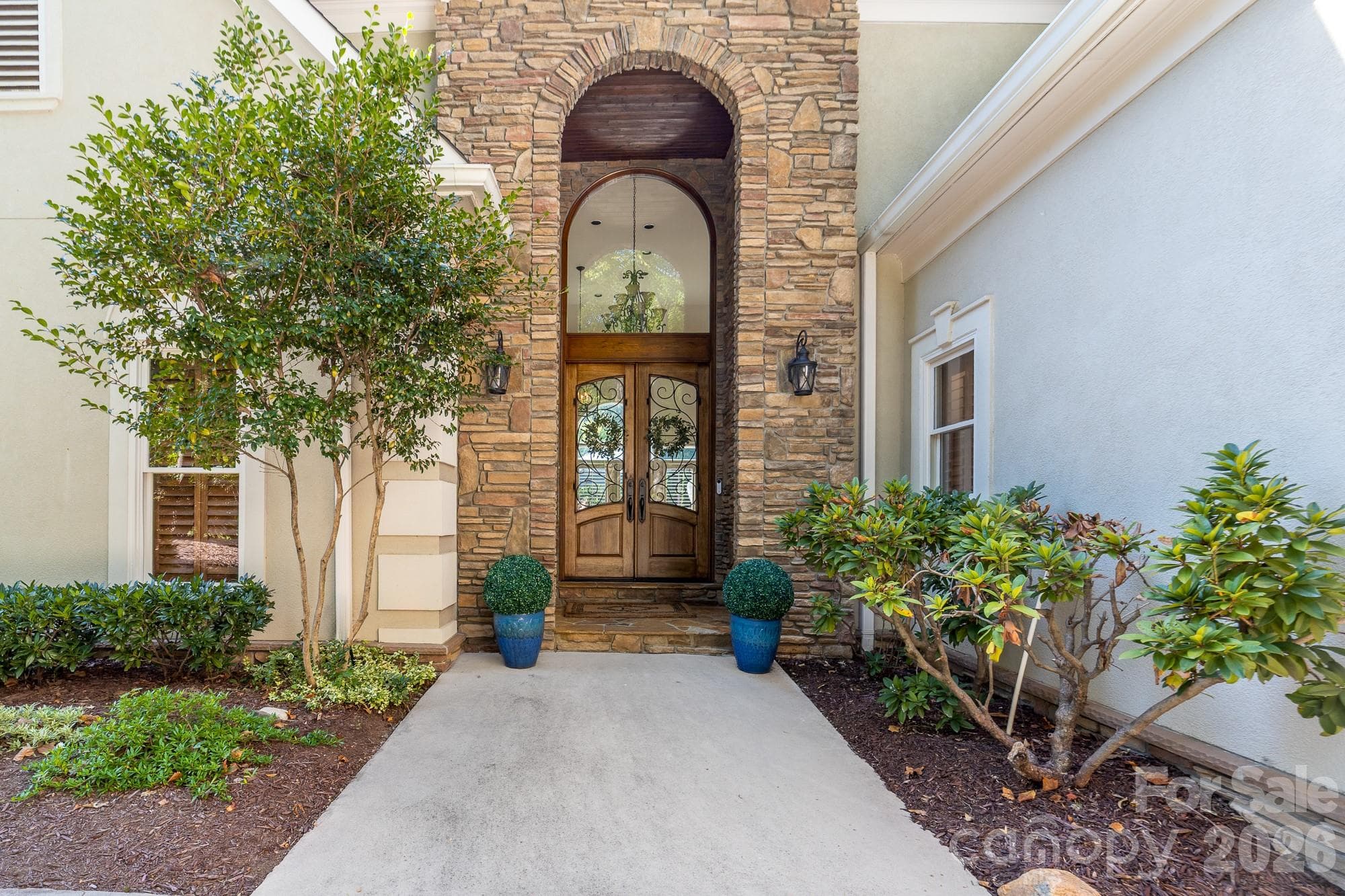 Classic Stone entryway - 21300 Blakely Shores Drive, Cornelius