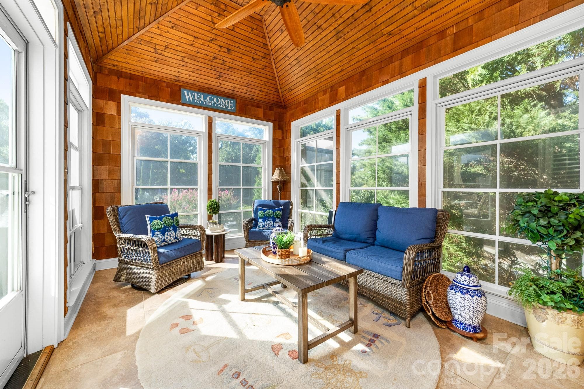 Enclosed sunroom - 21300 Blakely Shores Drive, Cornelius
