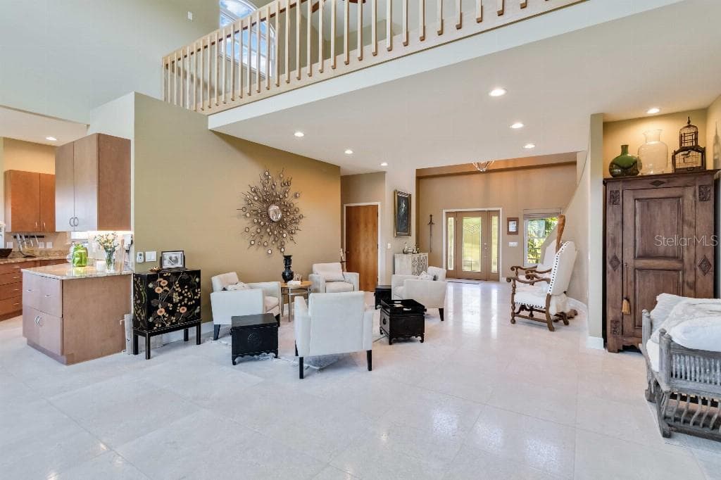 Single Family Residence at 6511 BAYSHORE RD, PALMETTO, photo 10 of 48
