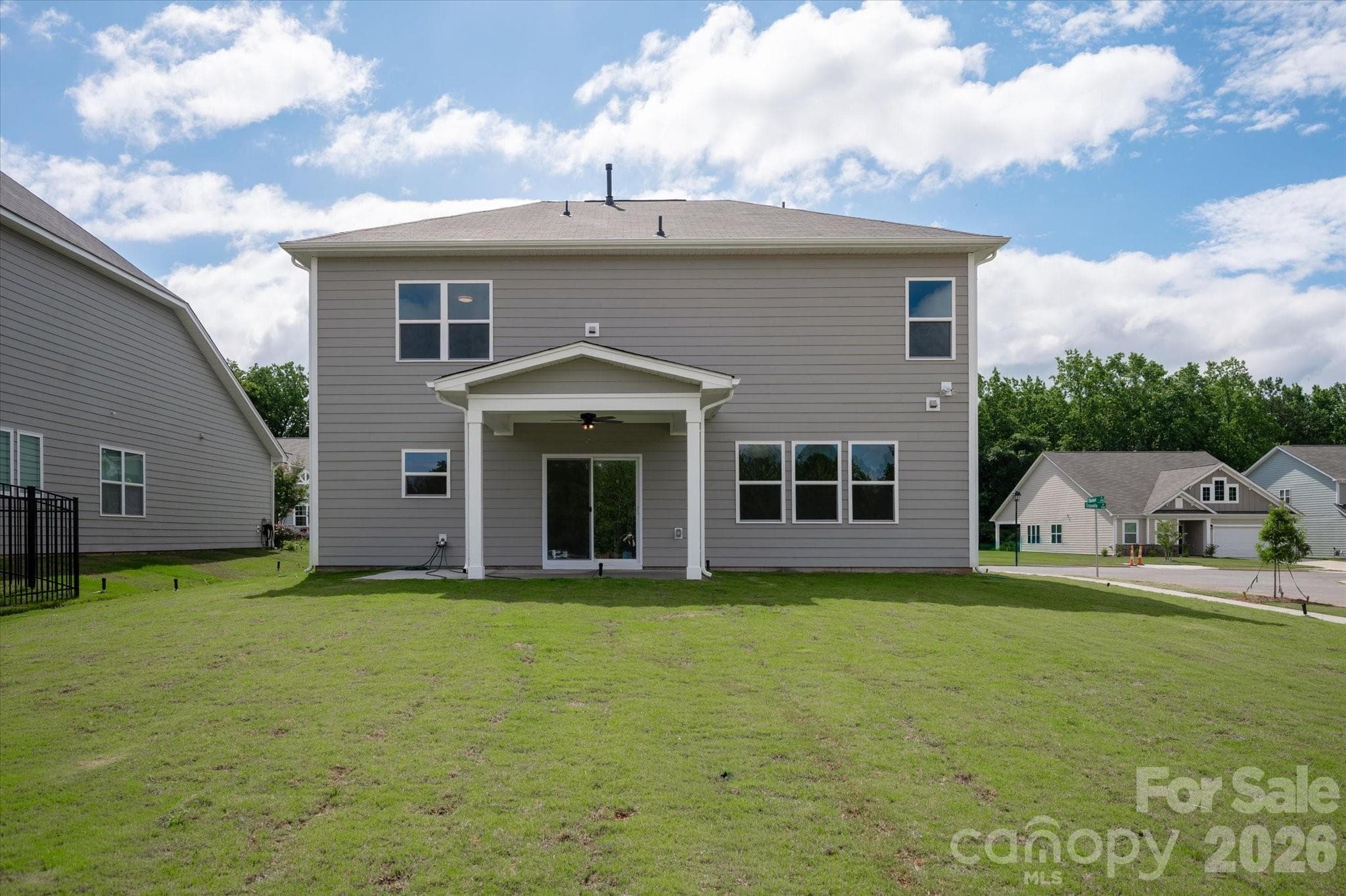 Single Family Residence at Gastonia, photo 4 of 93
