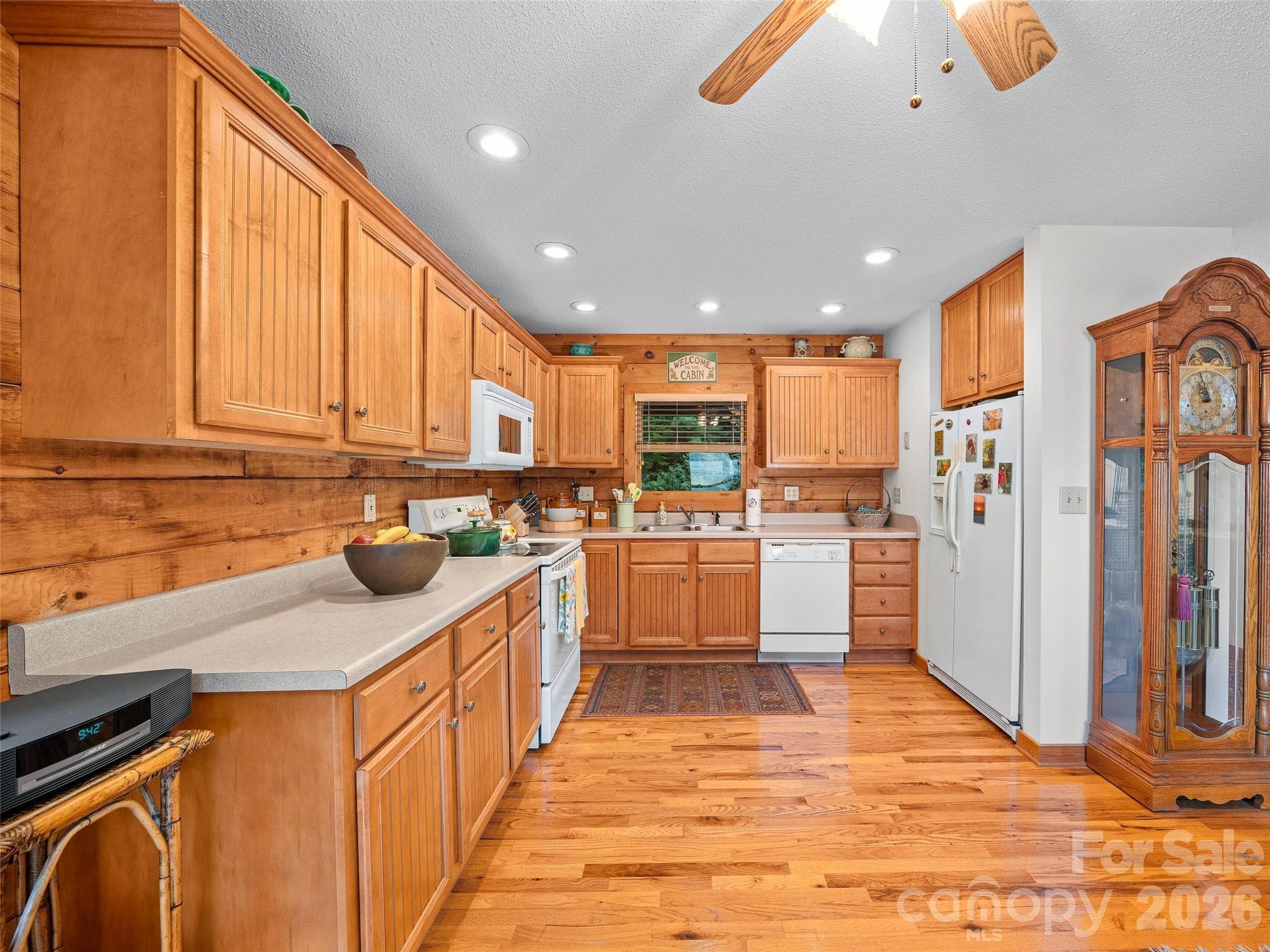 Single Family Residence at 185 Blue Bird Lane, Spruce Pine, photo 9 of 39
