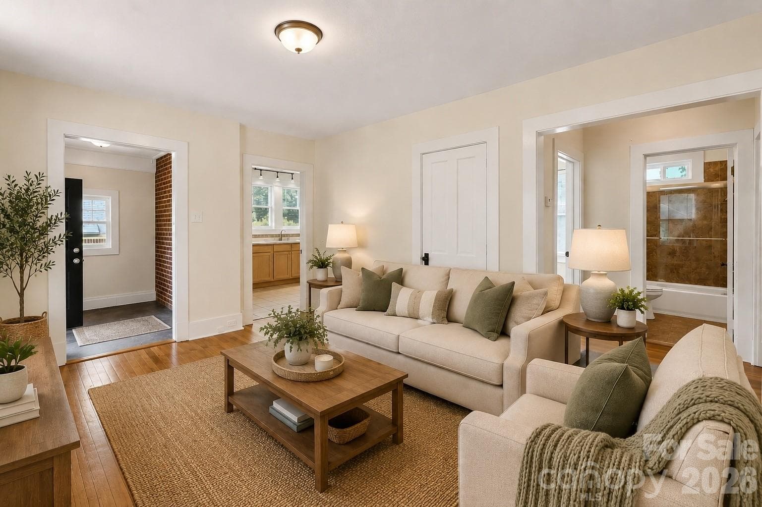 Virtually staged - 10 Enka Oak Street, Candler