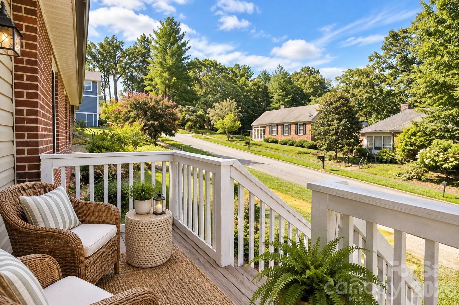 Virtually staged - 10 Enka Oak Street, Candler