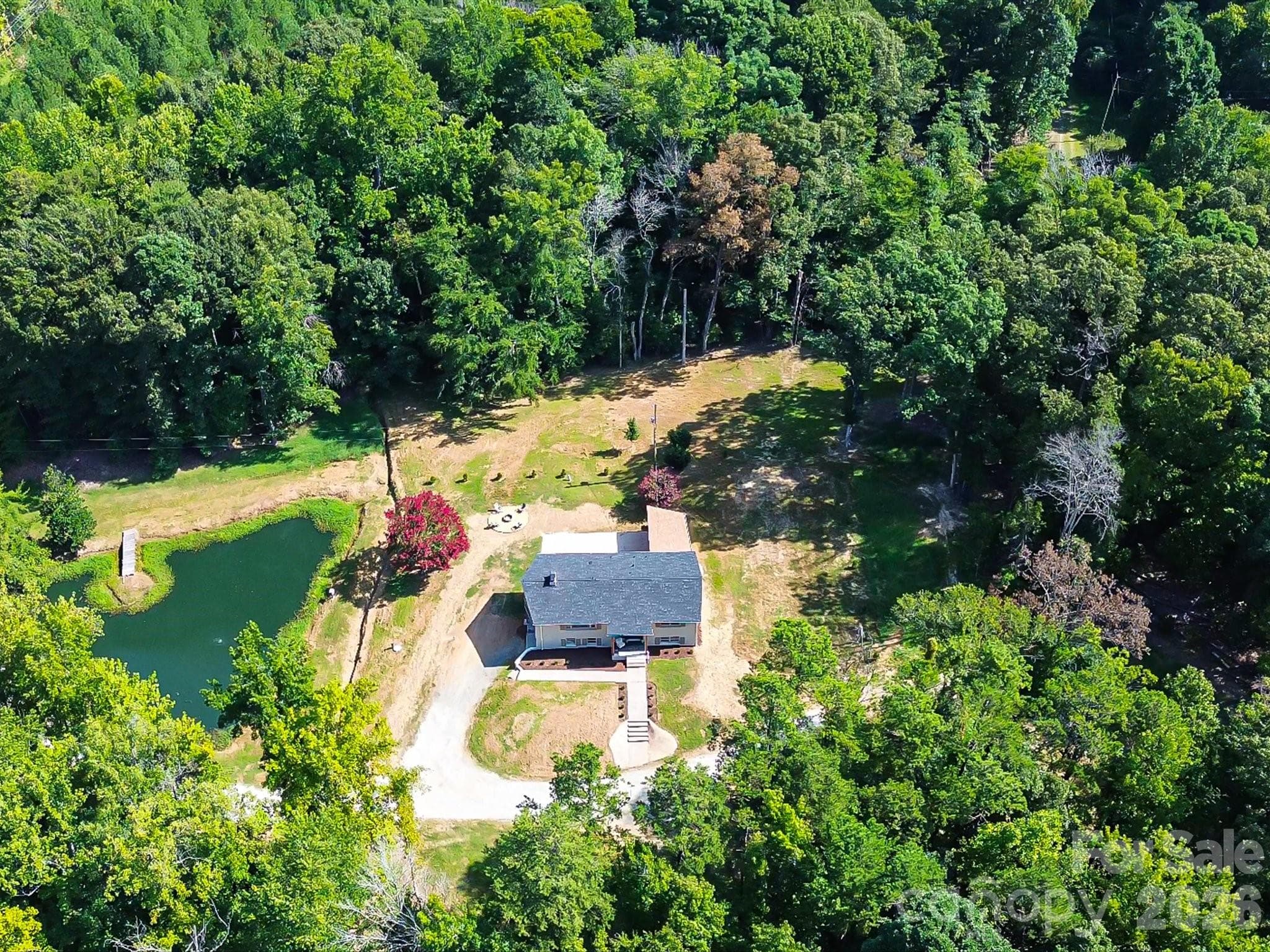 Tucked away in the trees mere minutes from Downtown Matthews - 2532 Sam Newell Road, Matthews