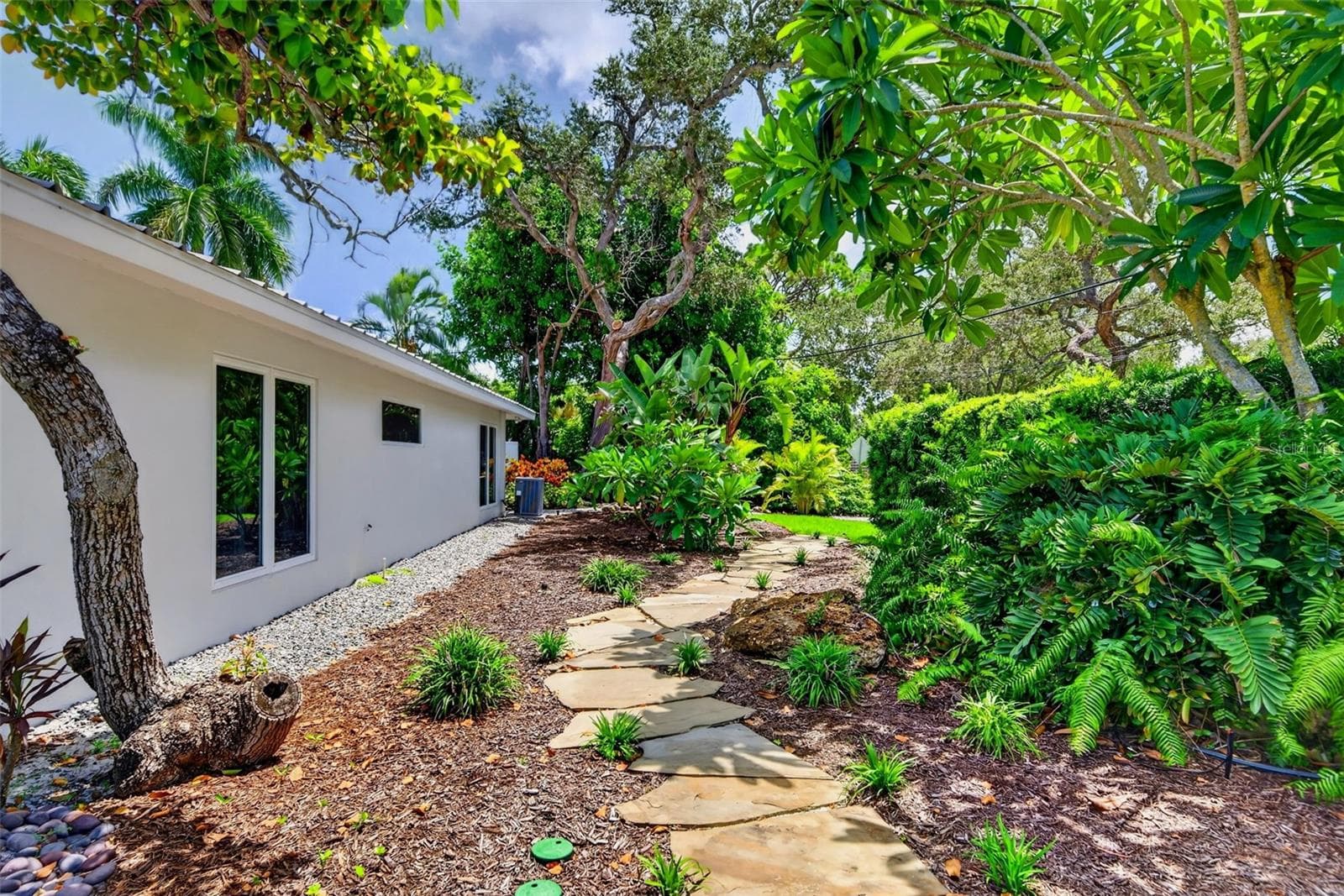Single Family Residence at 2631 PURITAN TER, SARASOTA, photo 62 of 77