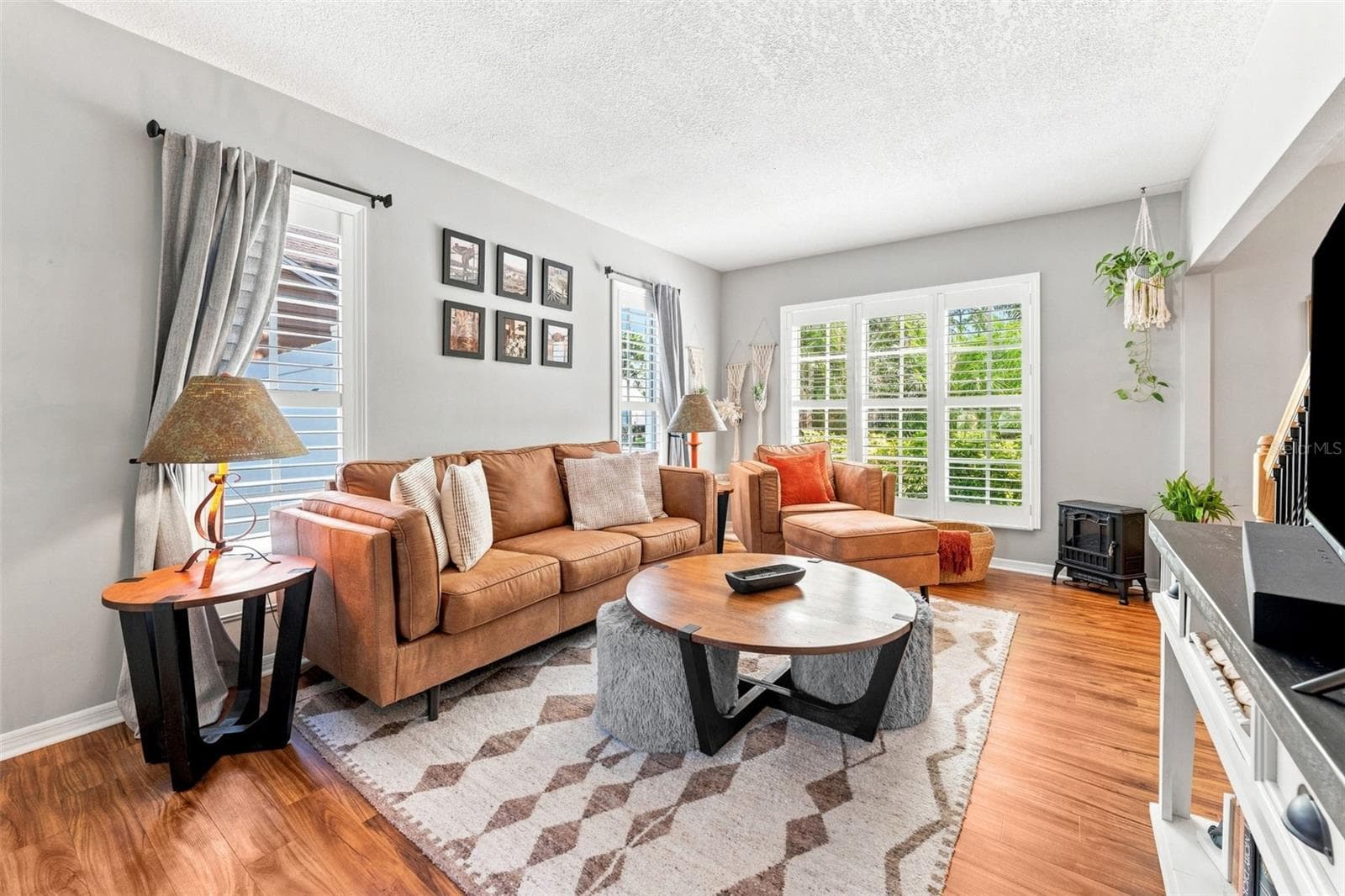 Cozy Living Space - 15622 INDIAN QUEEN DR, ODESSA
