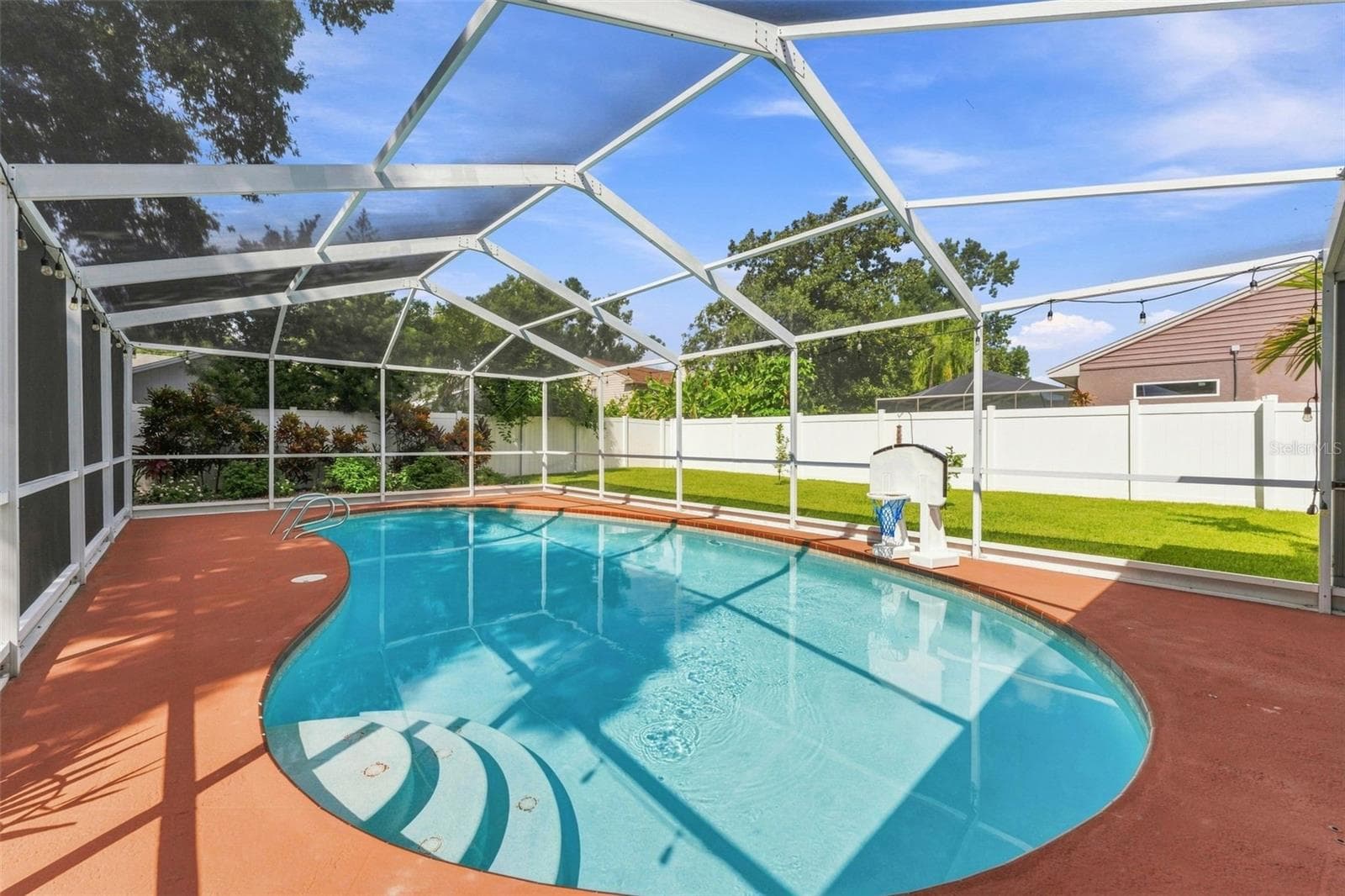 Spacious Pool - 15622 INDIAN QUEEN DR, ODESSA