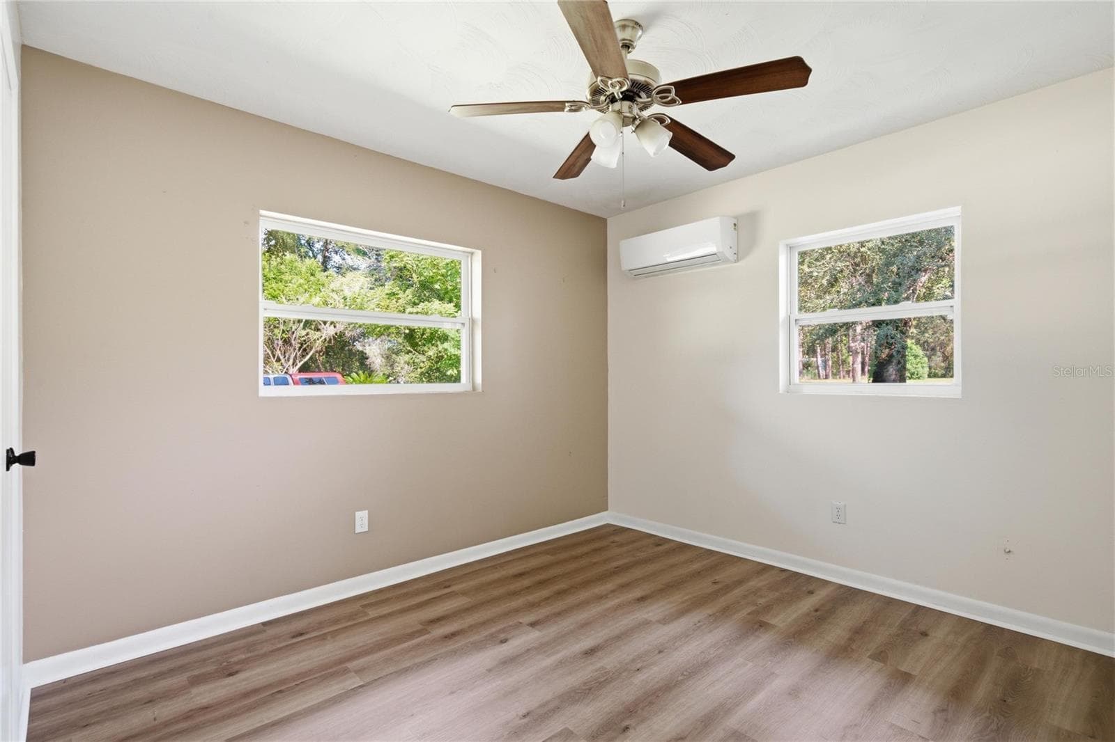 Single Family Residence at 19791 SE 110TH CT, INGLIS, photo 26 of 37