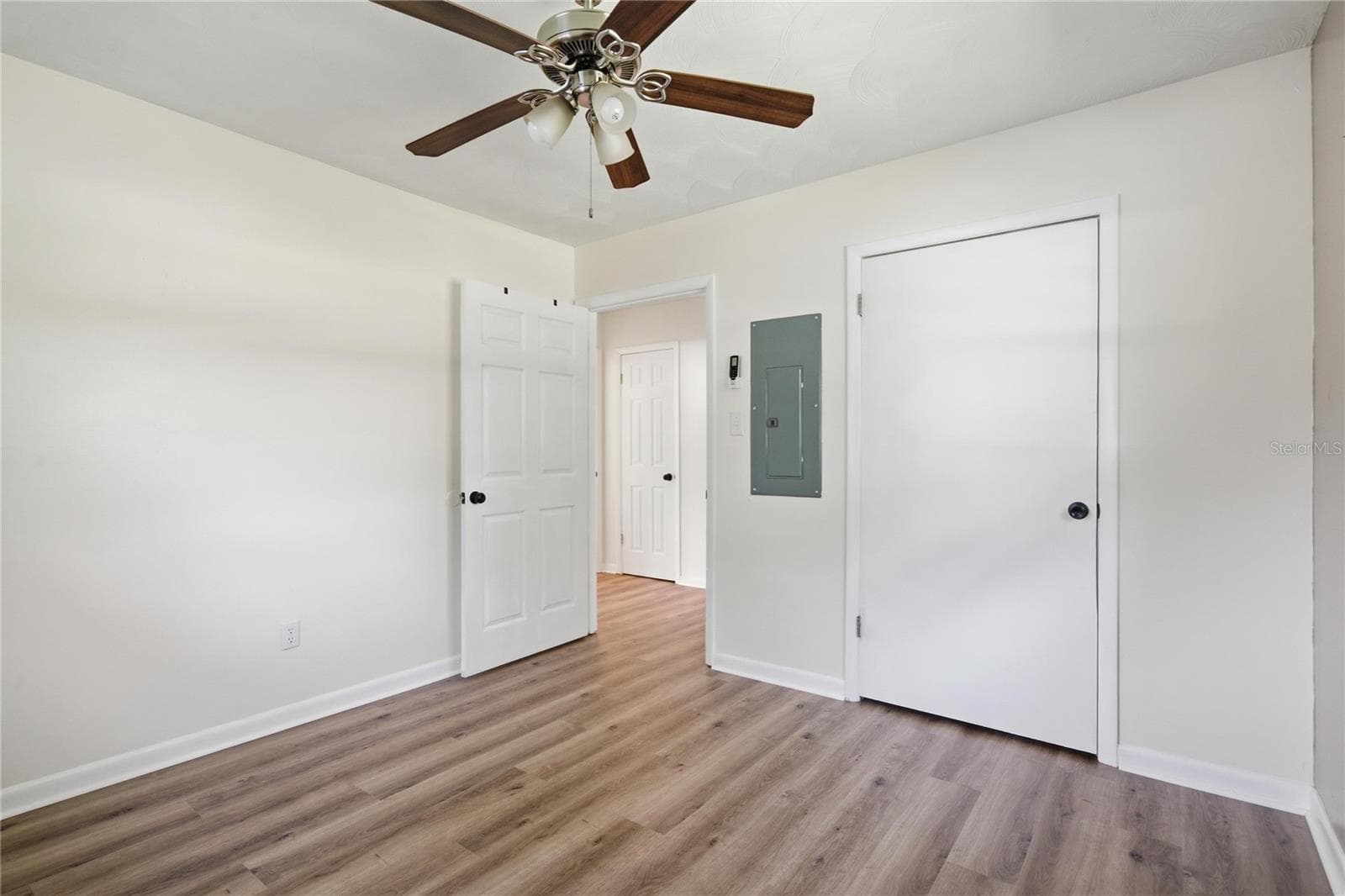 Single Family Residence at 19791 SE 110TH CT, INGLIS, photo 27 of 37