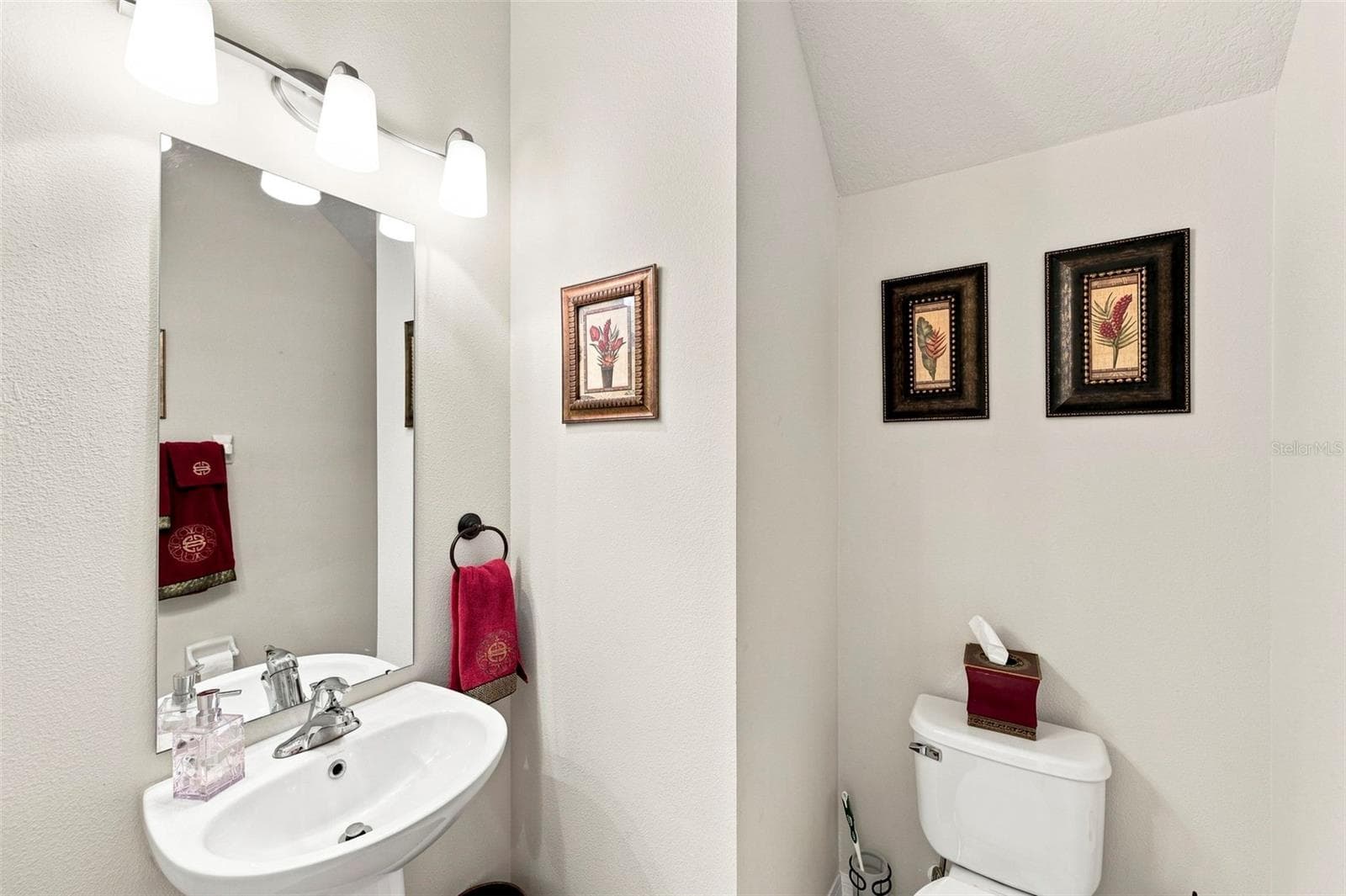 Single Family Residence at 11245 BELLE HAVEN DR, NEW PORT RICHEY, photo 14 of 100