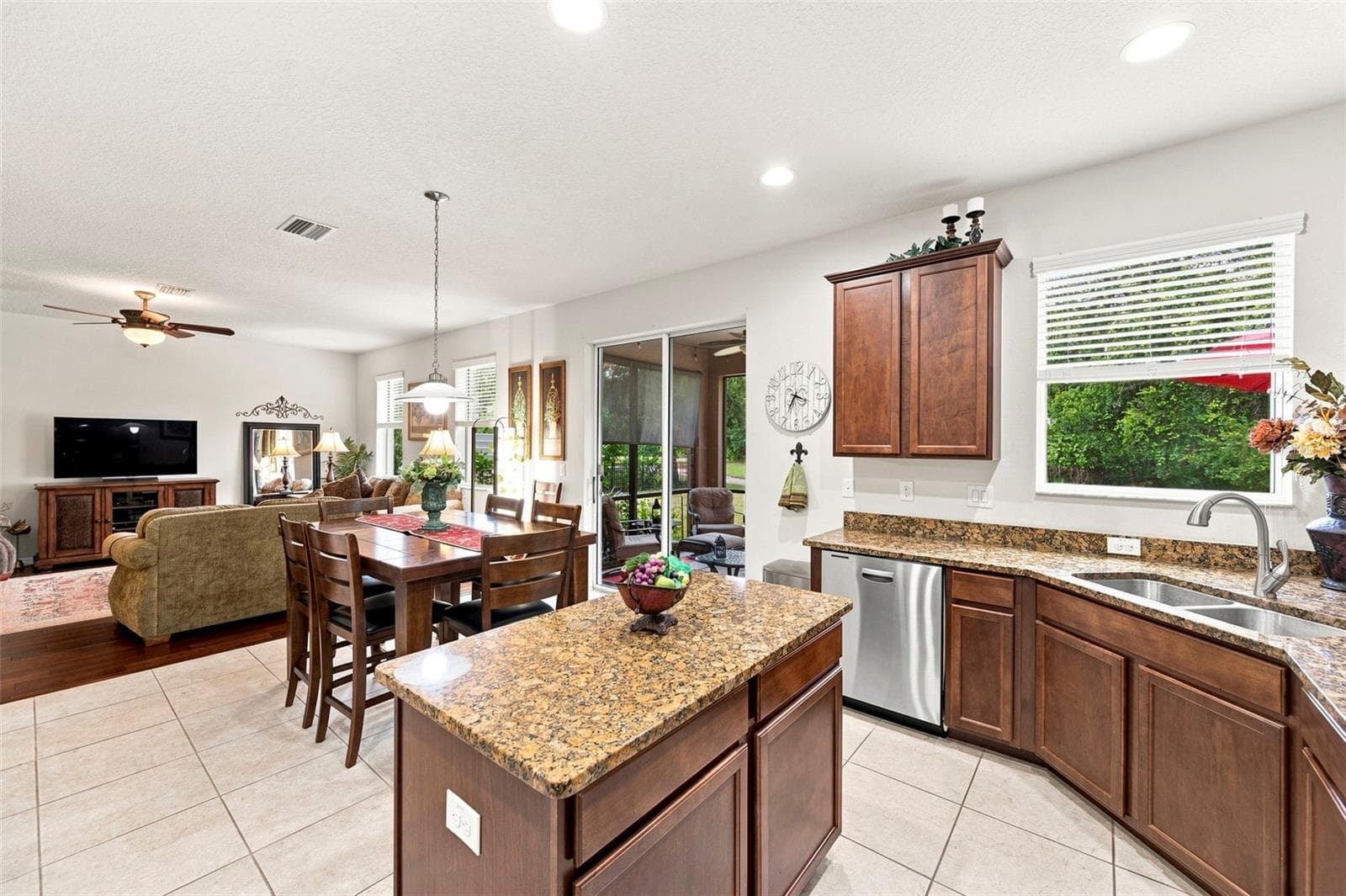 Single Family Residence at 11245 BELLE HAVEN DR, NEW PORT RICHEY, photo 23 of 100