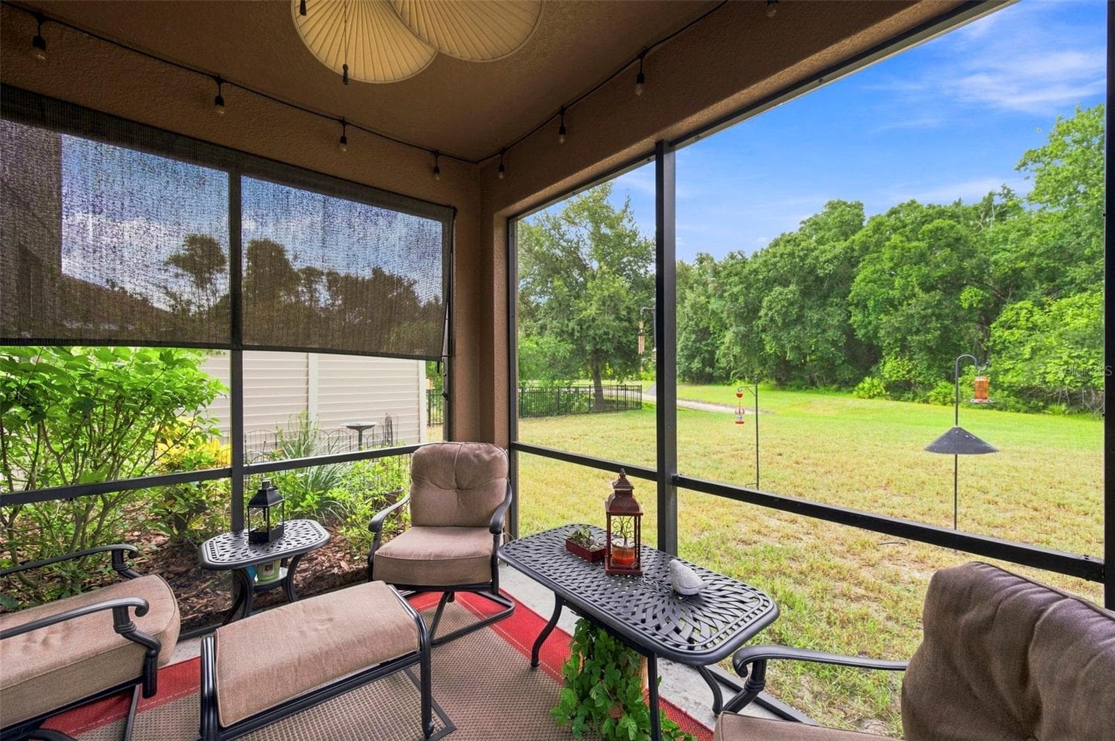 Screened-In Lanai - 11245 BELLE HAVEN DR, NEW PORT RICHEY