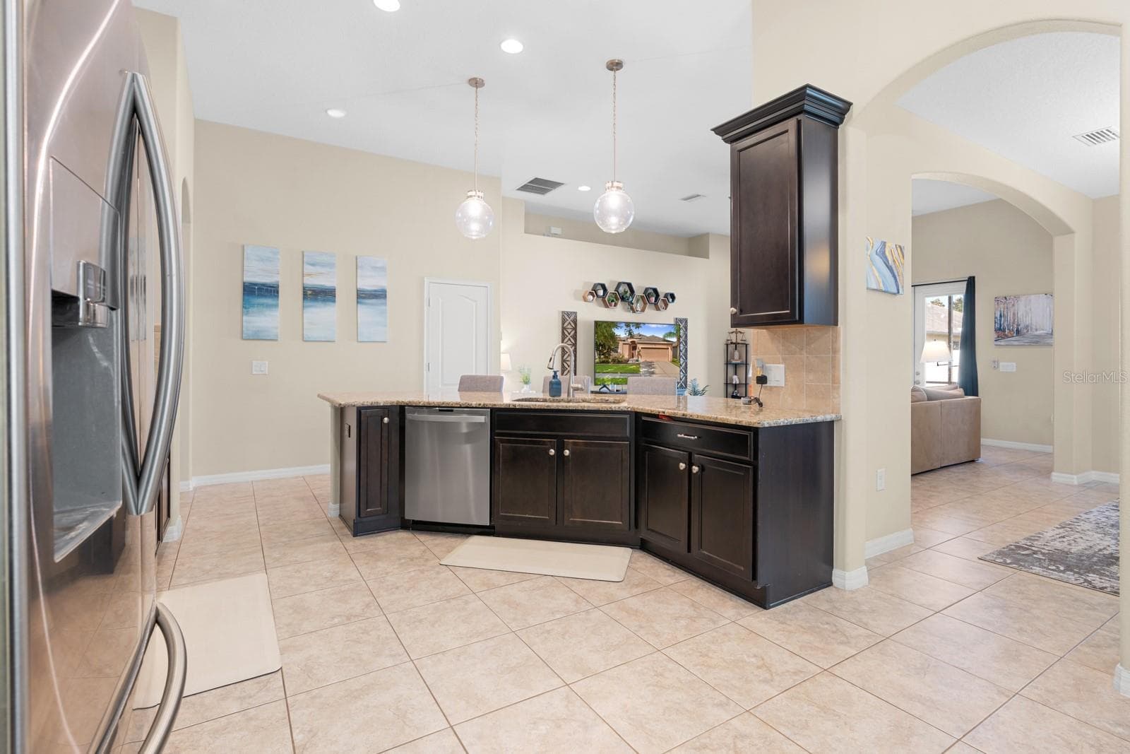 Single Family Residence at 12009 RAMBLING STREAM, RIVERVIEW, photo 17 of 47