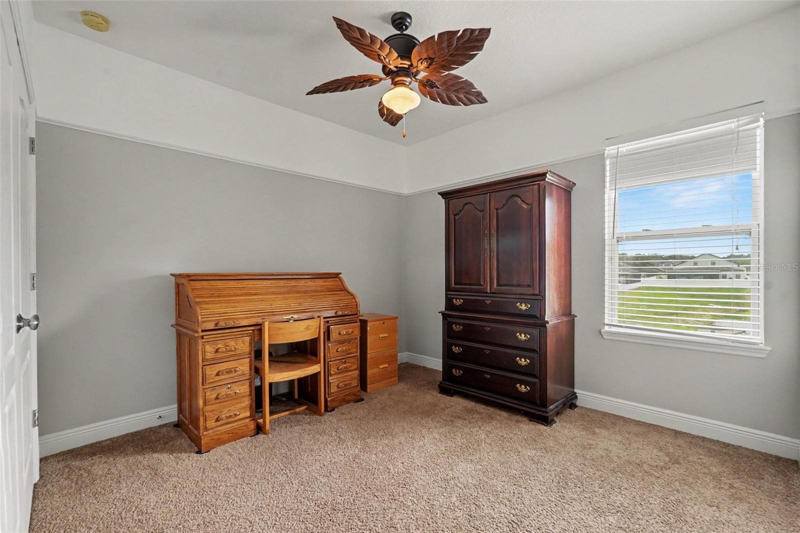 Single Family Residence at 2605 RED FERN DR, DOVER, photo 21 of 32