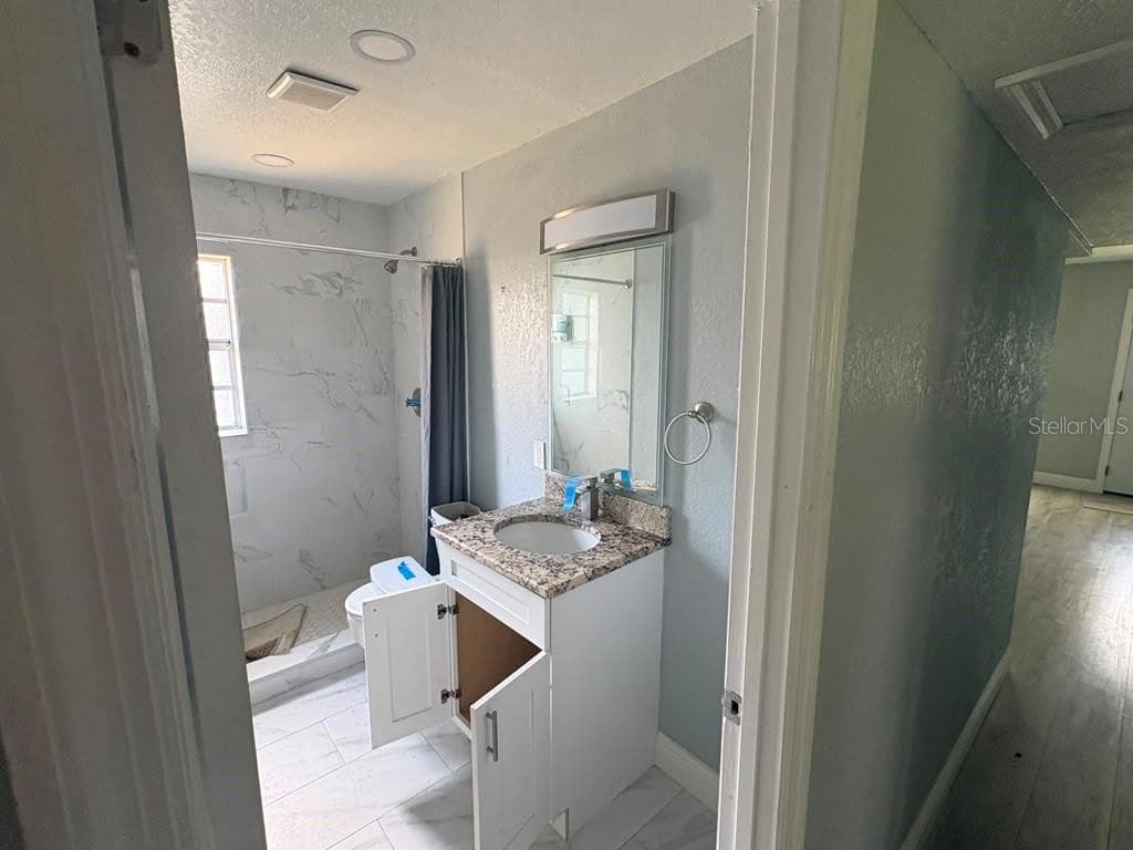 Single Family Residence at 3206 E EMMA ST, TAMPA, photo 8 of 9