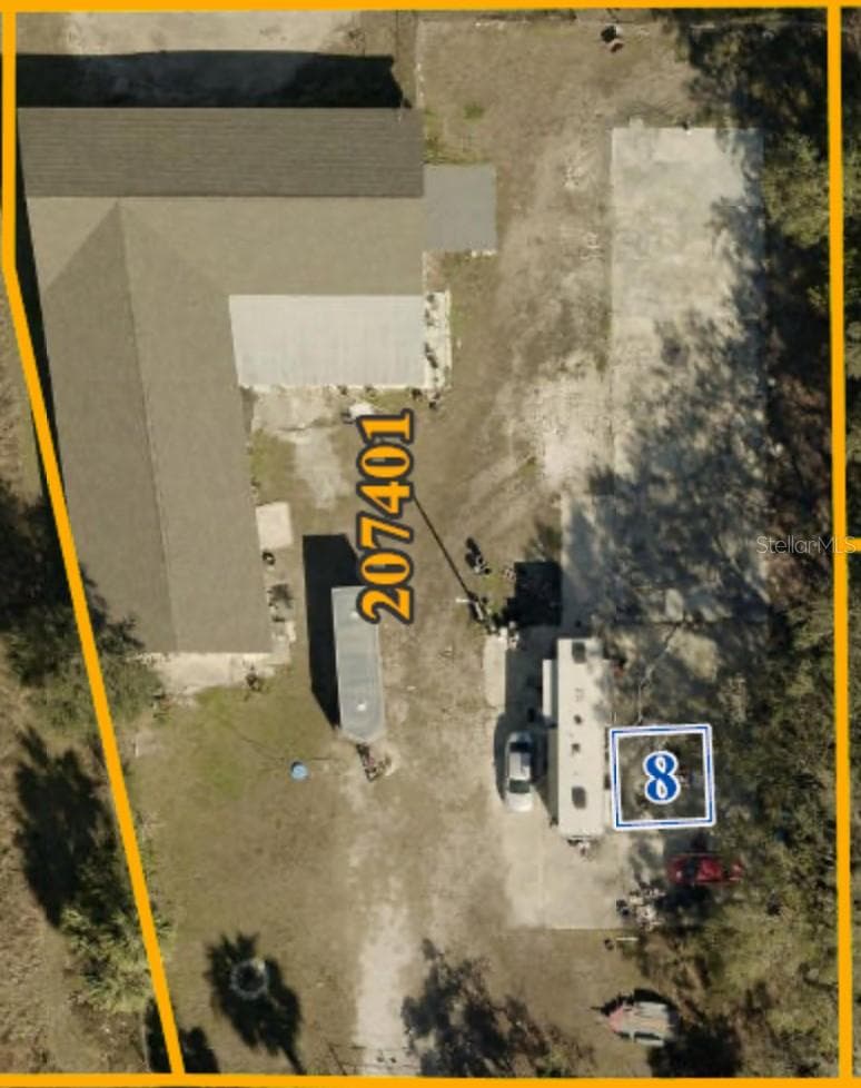 301 E TOMLIN ST