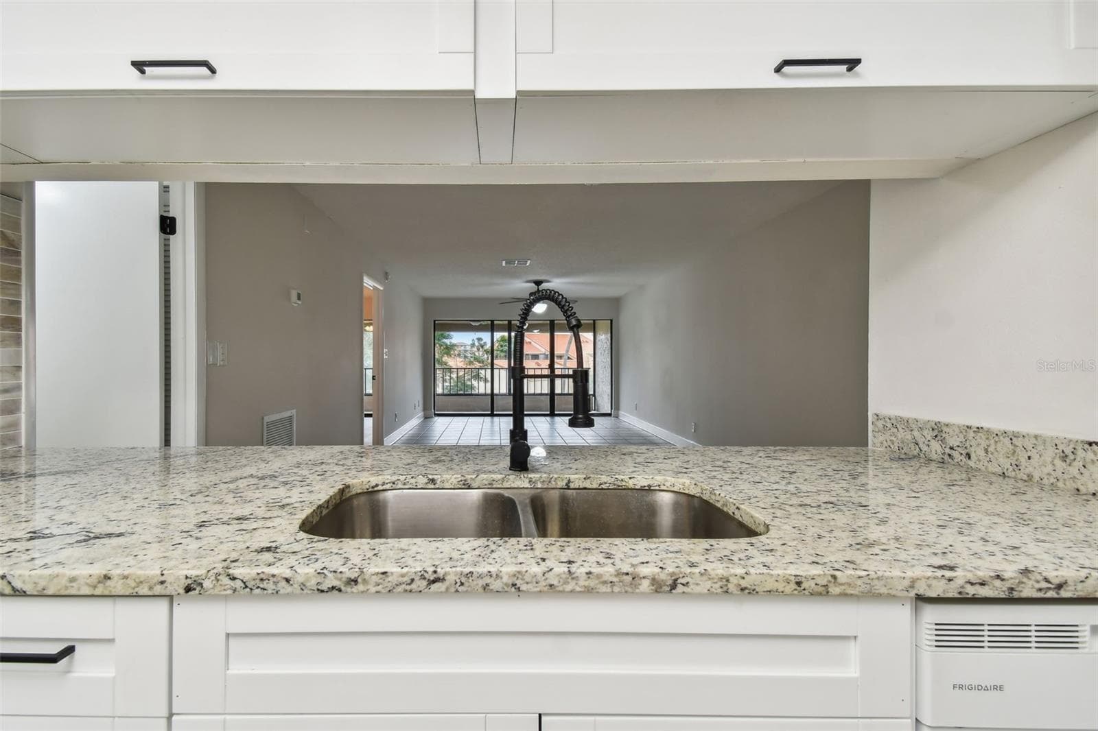 Condominium at 4800 BRITTANY DR S #102, ST PETERSBURG, photo 3 of 53