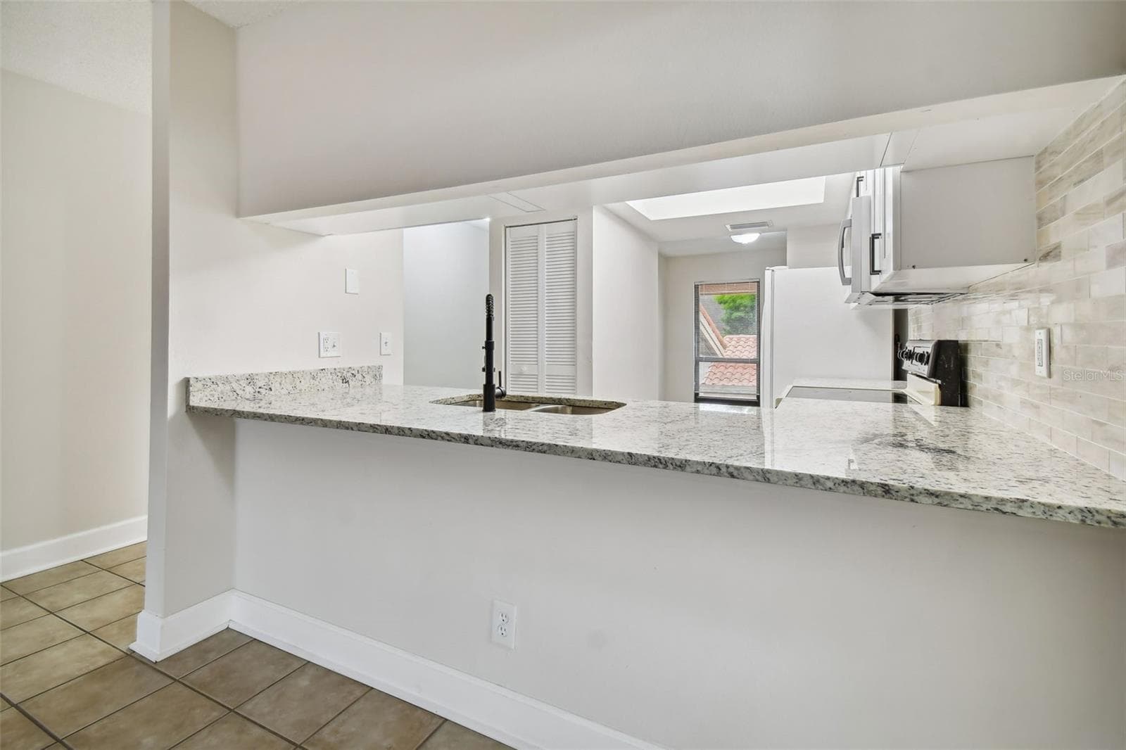 Condominium at 4800 BRITTANY DR S #102, ST PETERSBURG, photo 23 of 53