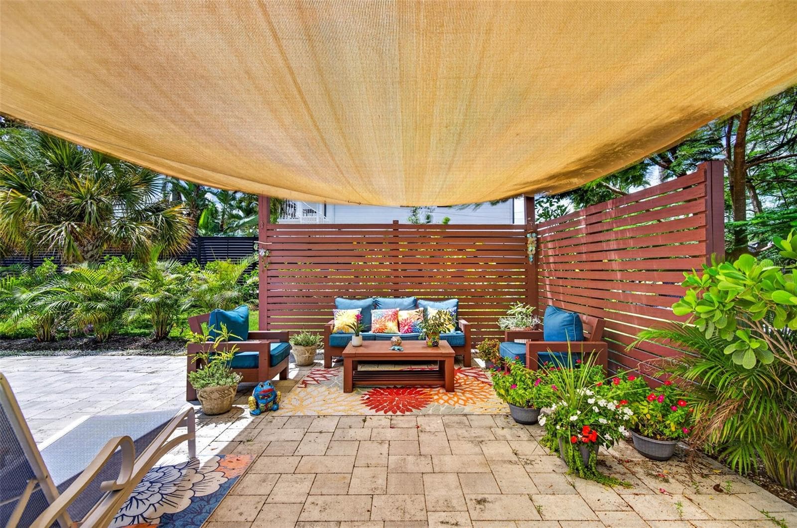 Plenty of Space to Entertain Outdoors - 114 12TH ST, BELLEAIR BEACH