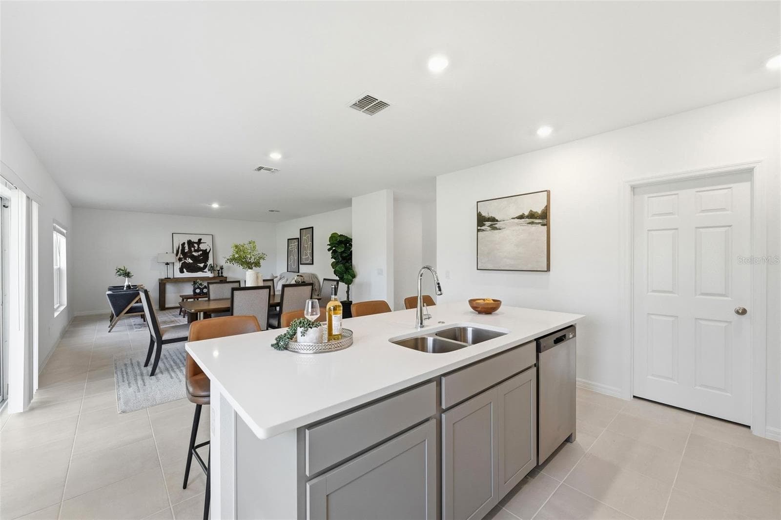 Kitchen / Dining / Great Room - 748 FARFIELDS ST, DELAND