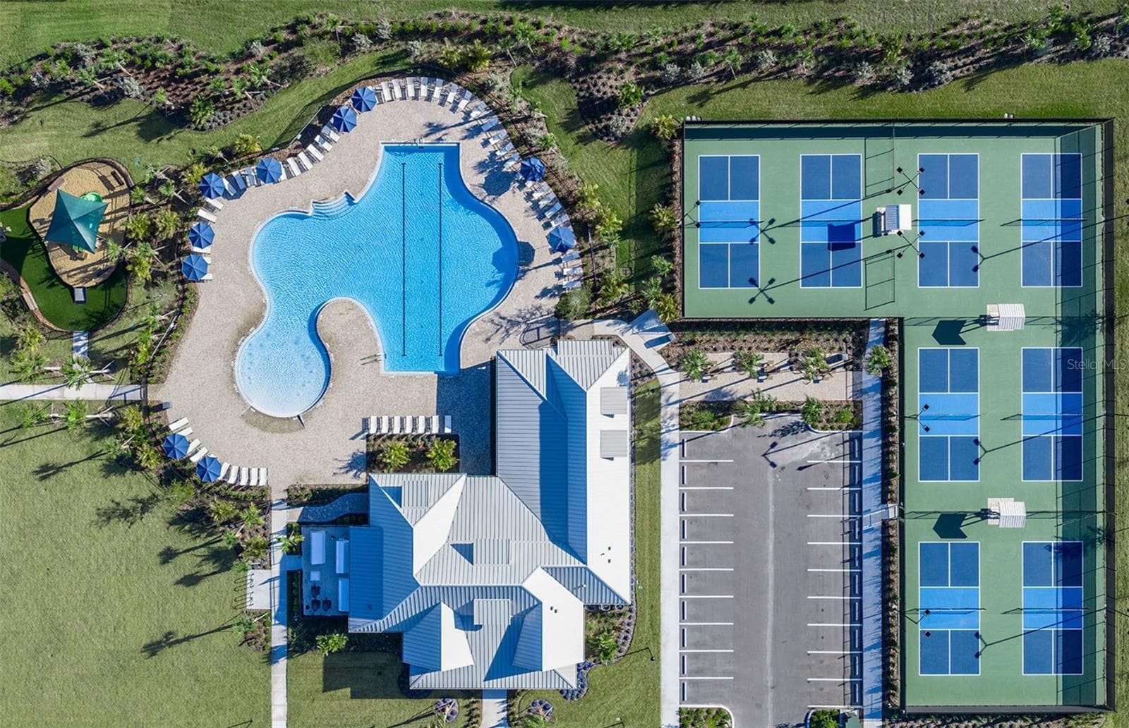 Amenity Campus - 5245 WOLF CREEK DR, APOLLO BEACH