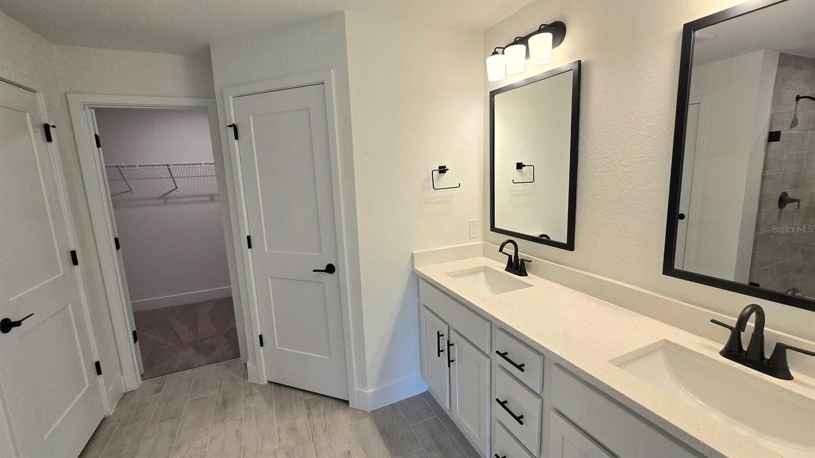 Single Family Residence at 8267 EGGELSTOM AVE, NORTH PORT, photo 6 of 10
