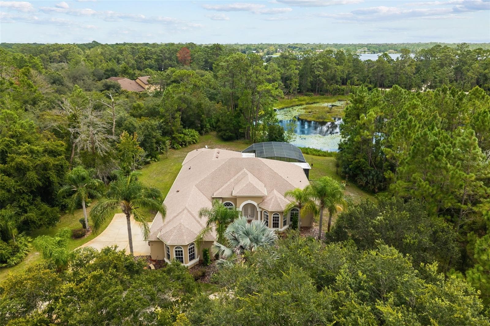 Single Family Residence at 420 VALLEY STREAM DR, GENEVA, photo 46 of 57