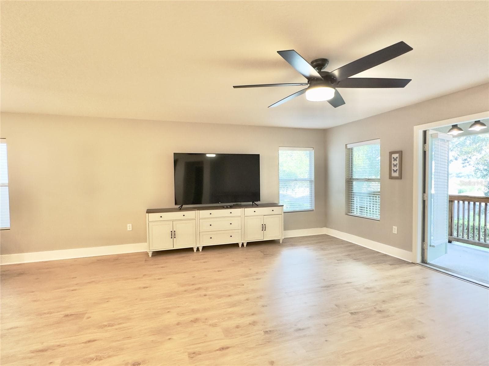Single Family Residence at 16432 CAJU RD, CLERMONT, photo 11 of 40